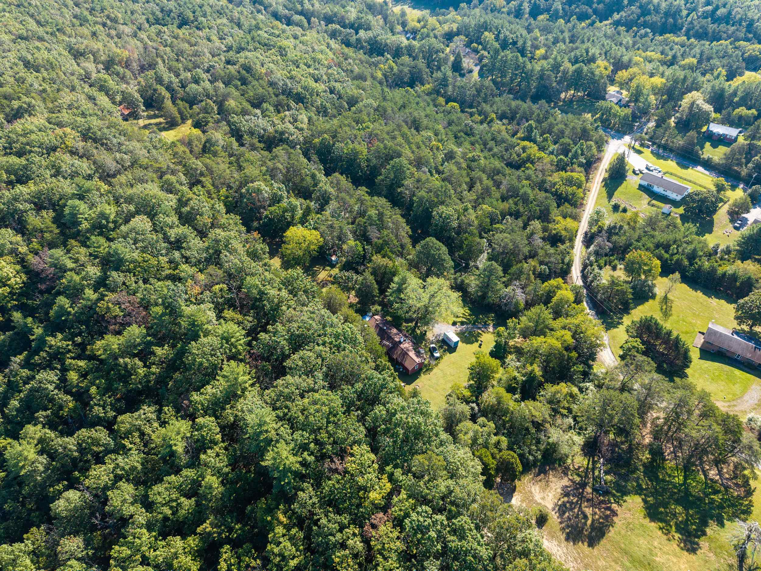 126 KINGS ACRE LN, FORT VALLEY, Virginia 22652, 3 Bedrooms Bedrooms, ,1 BathroomBathrooms,Residential,126 KINGS ACRE LN,681919 MLS # 681919