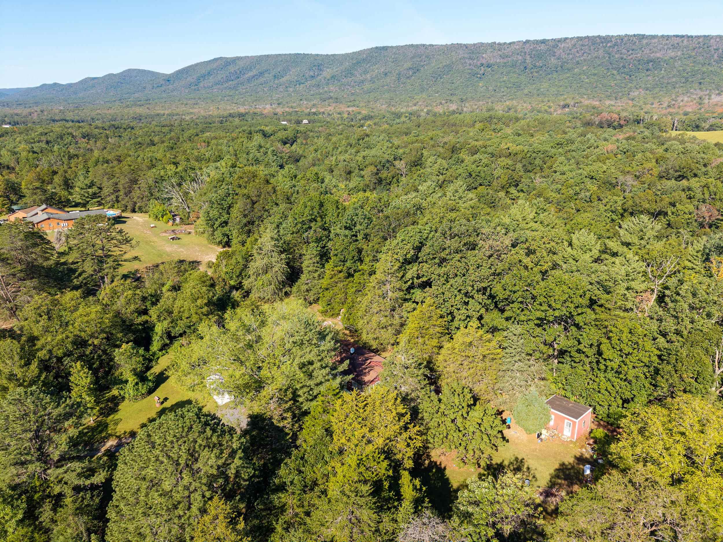 126 KINGS ACRE LN, FORT VALLEY, Virginia 22652, 3 Bedrooms Bedrooms, ,1 BathroomBathrooms,Residential,126 KINGS ACRE LN,681919 MLS # 681919