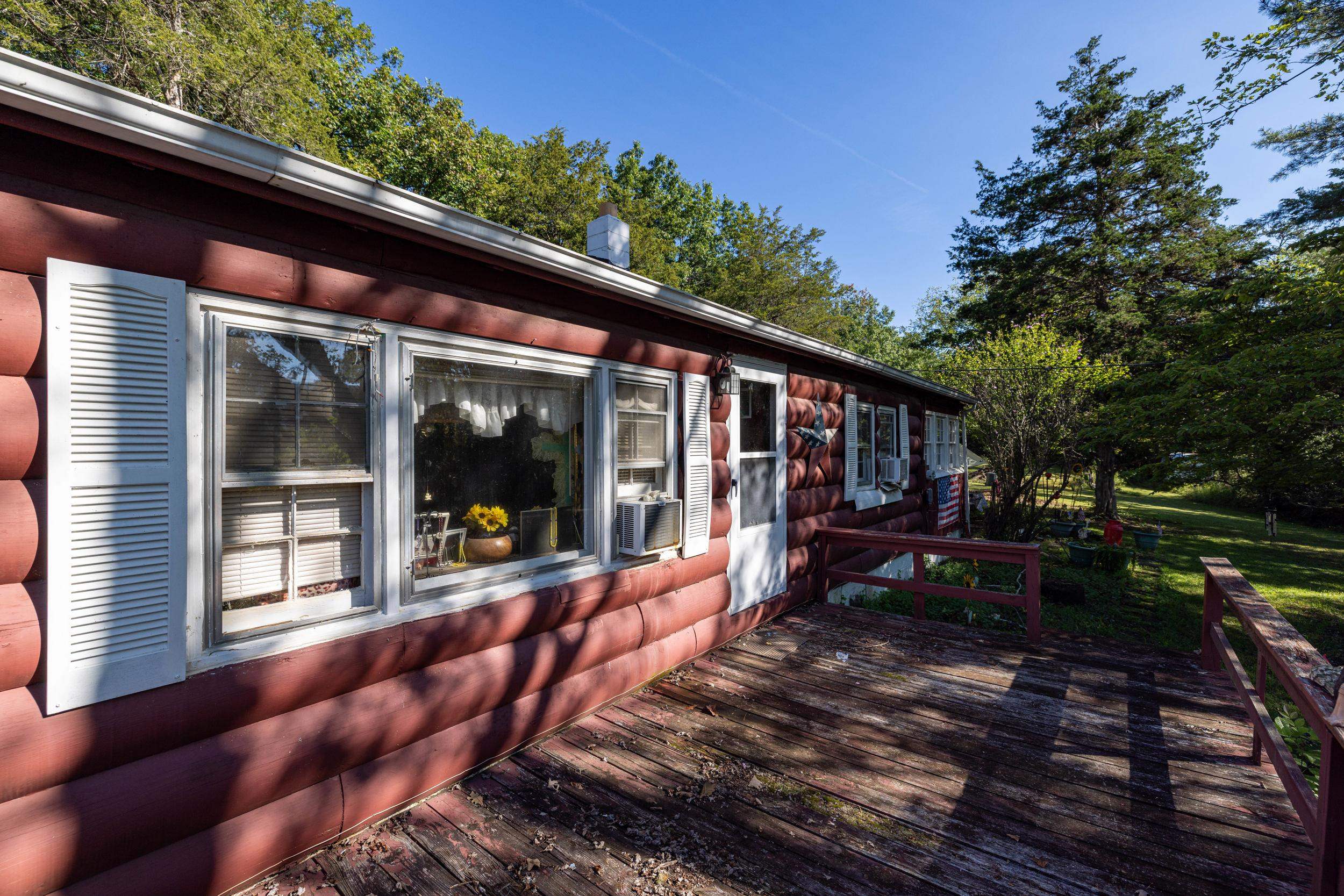 126 KINGS ACRE LN, FORT VALLEY, Virginia 22652, 3 Bedrooms Bedrooms, ,1 BathroomBathrooms,Residential,126 KINGS ACRE LN,681919 MLS # 681919