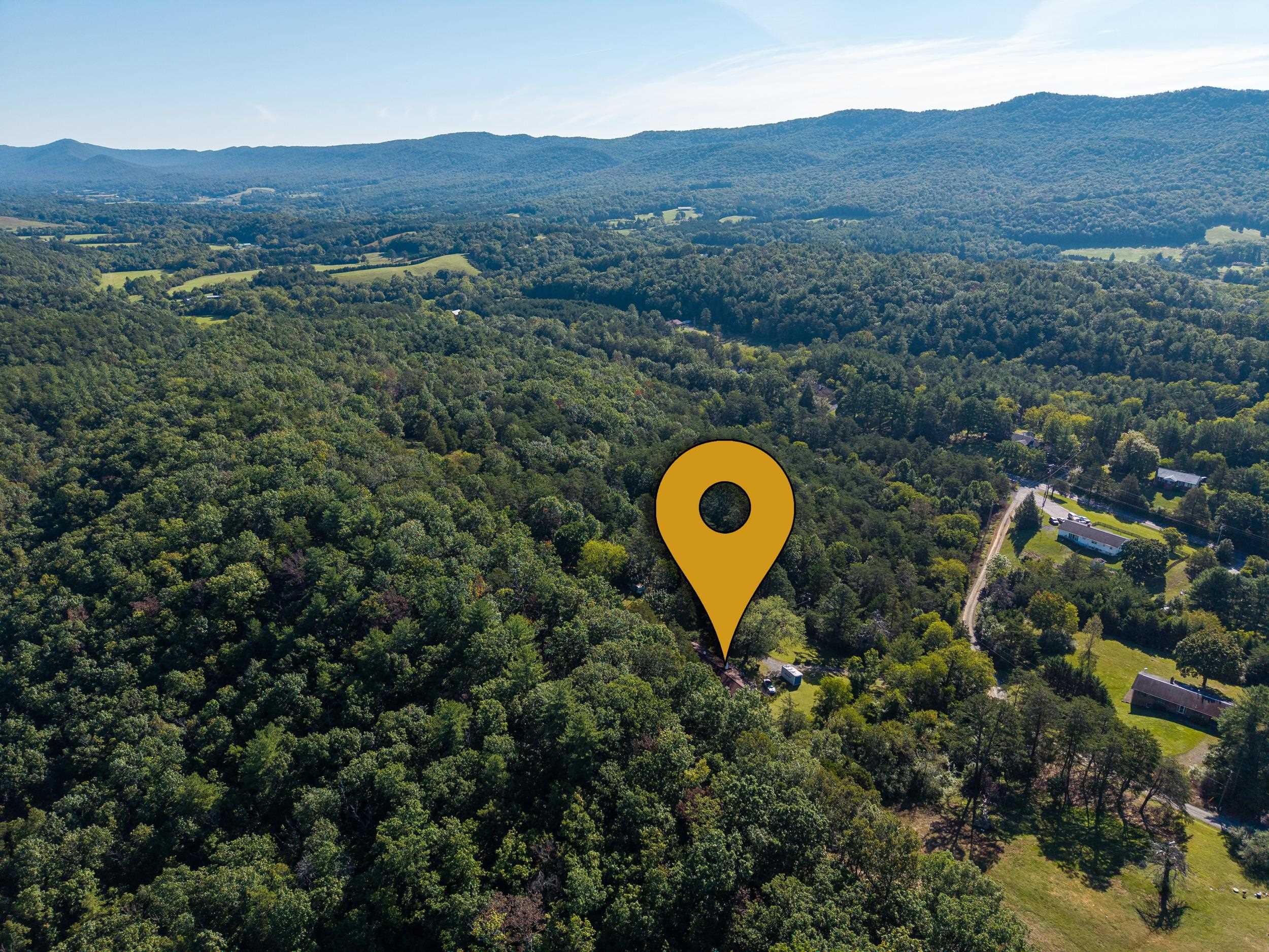 126 KINGS ACRE LN, FORT VALLEY, Virginia 22652, 3 Bedrooms Bedrooms, ,1 BathroomBathrooms,Residential,126 KINGS ACRE LN,681919 MLS # 681919