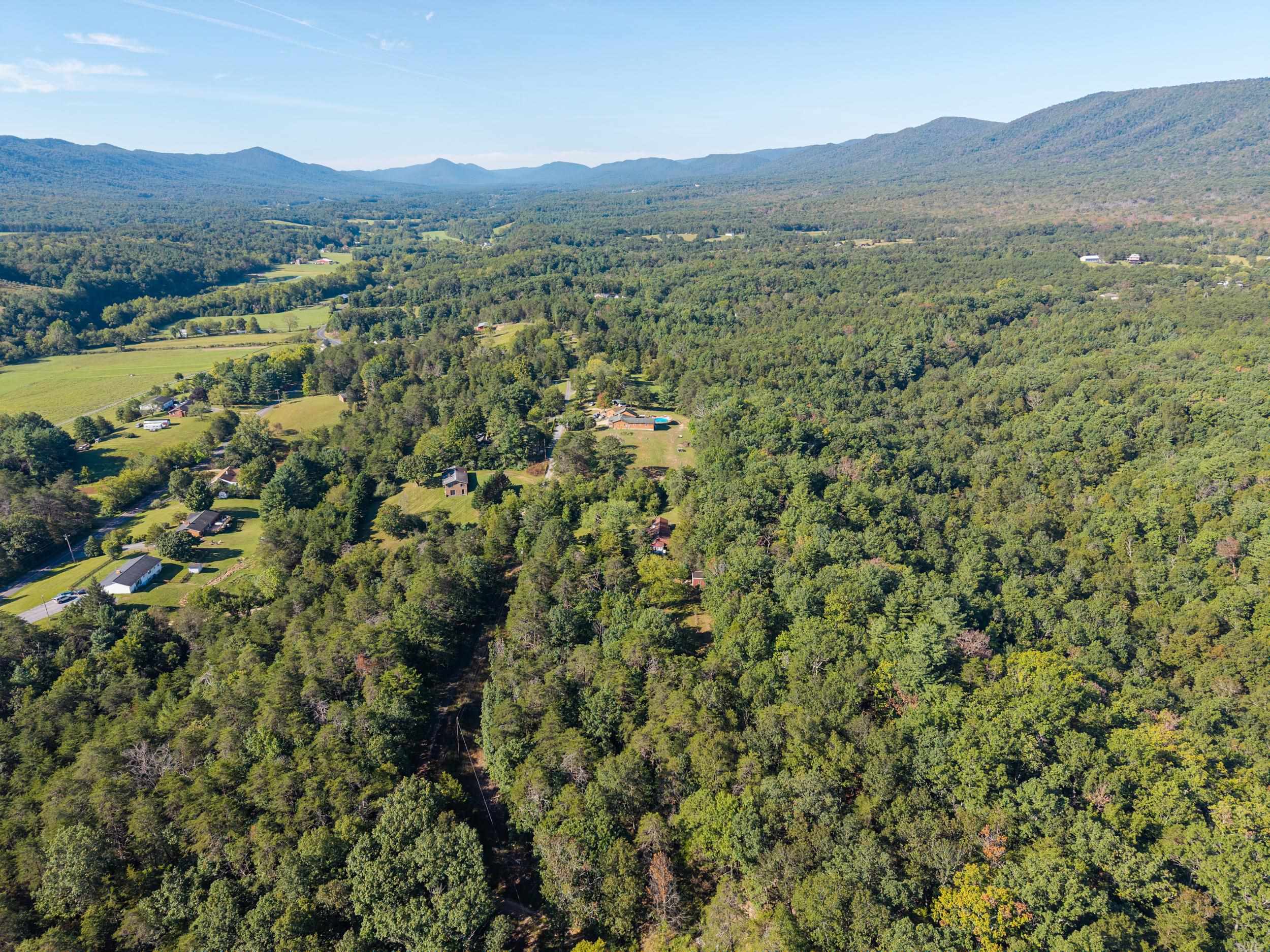 126 KINGS ACRE LN, FORT VALLEY, Virginia 22652, 3 Bedrooms Bedrooms, ,1 BathroomBathrooms,Residential,126 KINGS ACRE LN,681919 MLS # 681919