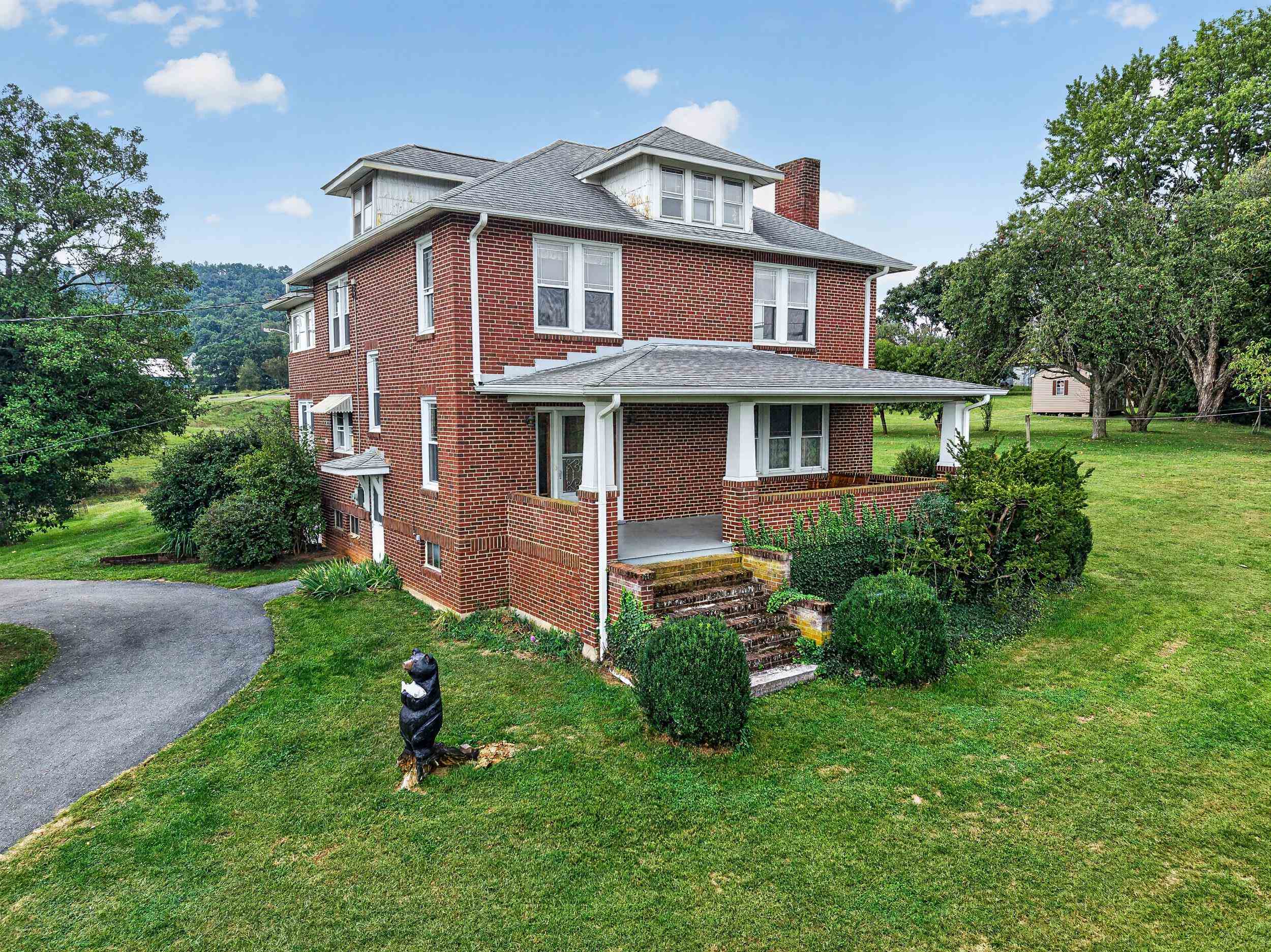 4625 RAWLEY PIKE, ROCKINGHAM, Virginia 22801, 4 Bedrooms Bedrooms, ,1 BathroomBathrooms,Residential,4625 RAWLEY PIKE,681924 MLS # 681924 4625 RAWLEY PIKE, ROCKINGHAM, Virginia 22801, 4 Bedrooms Bedrooms, ,1 BathroomBathrooms,Residential,4625 RAWLEY PIKE,681924 MLS # 681924
