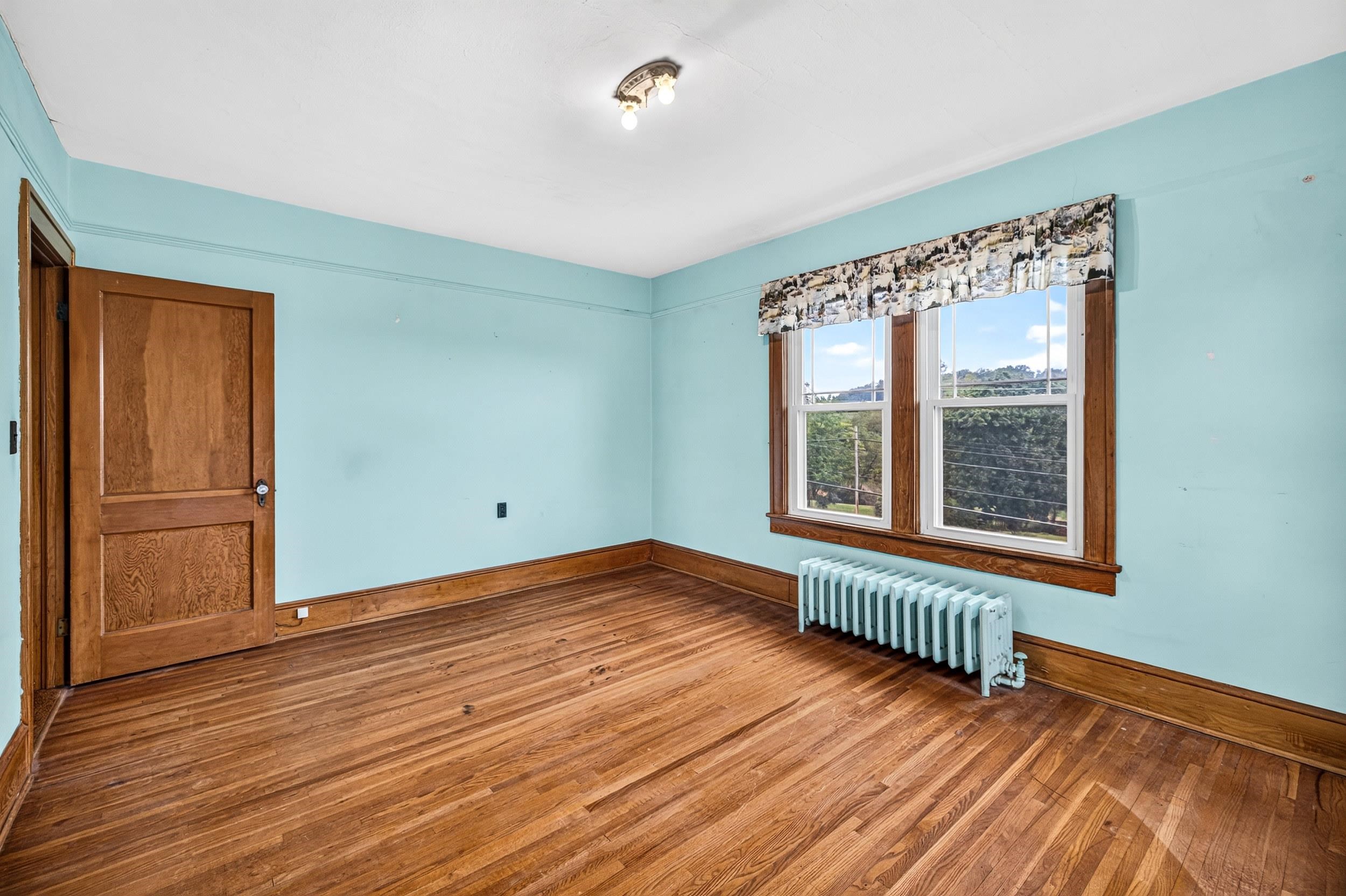 4625 RAWLEY PIKE, ROCKINGHAM, Virginia 22801, 4 Bedrooms Bedrooms, ,1 BathroomBathrooms,Residential,4625 RAWLEY PIKE,681924 MLS # 681924 4625 RAWLEY PIKE, ROCKINGHAM, Virginia 22801, 4 Bedrooms Bedrooms, ,1 BathroomBathrooms,Residential,4625 RAWLEY PIKE,681924 MLS # 681924