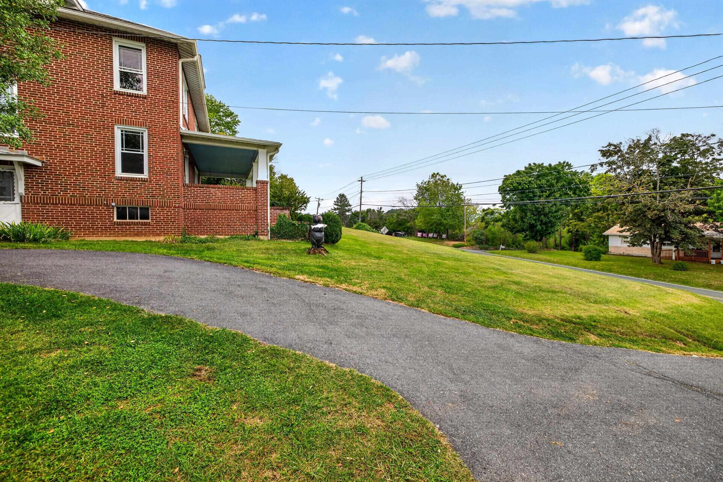 4625 RAWLEY PIKE, ROCKINGHAM, Virginia 22801, 4 Bedrooms Bedrooms, ,1 BathroomBathrooms,Residential,4625 RAWLEY PIKE,681924 MLS # 681924 4625 RAWLEY PIKE, ROCKINGHAM, Virginia 22801, 4 Bedrooms Bedrooms, ,1 BathroomBathrooms,Residential,4625 RAWLEY PIKE,681924 MLS # 681924