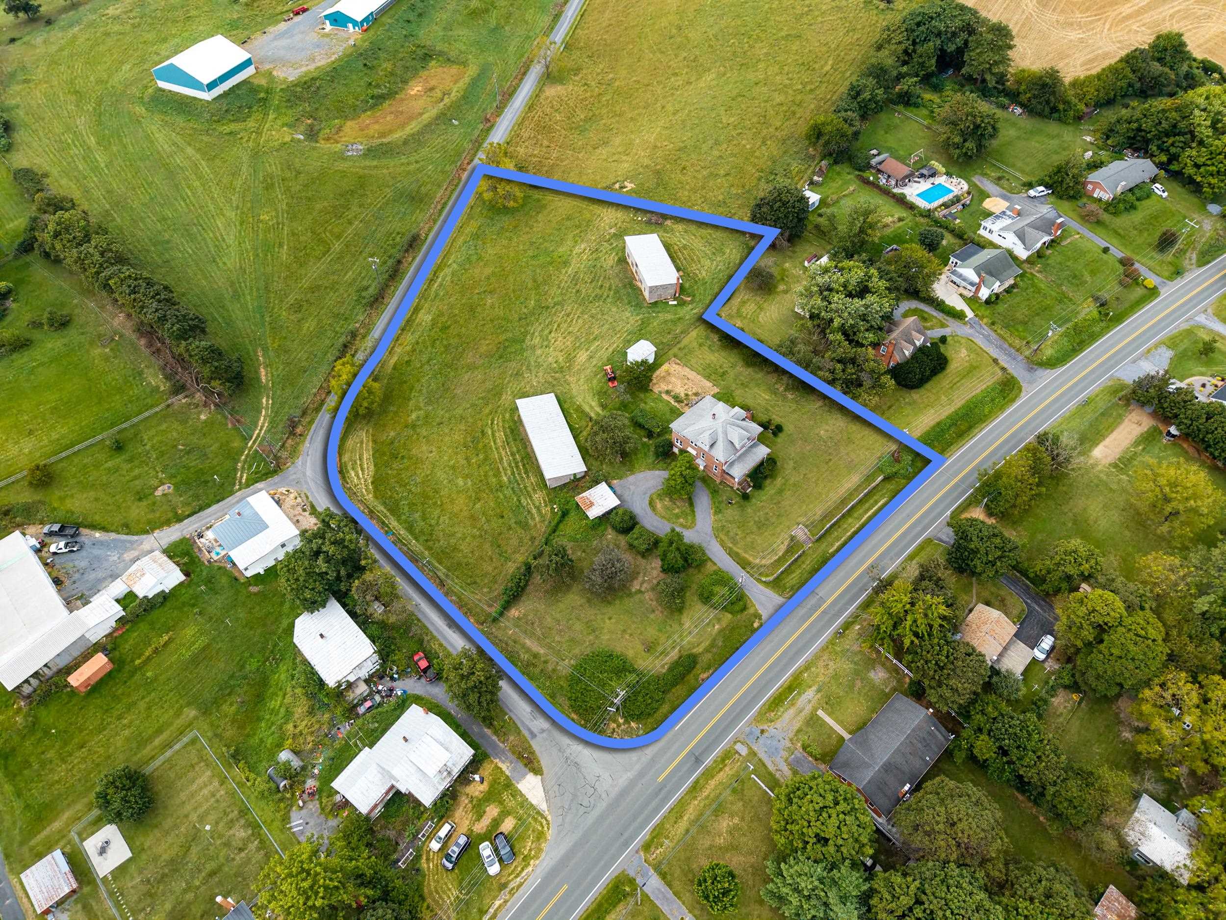 4625 RAWLEY PIKE, ROCKINGHAM, Virginia 22801, 4 Bedrooms Bedrooms, ,1 BathroomBathrooms,Residential,4625 RAWLEY PIKE,681924 MLS # 681924 4625 RAWLEY PIKE, ROCKINGHAM, Virginia 22801, 4 Bedrooms Bedrooms, ,1 BathroomBathrooms,Residential,4625 RAWLEY PIKE,681924 MLS # 681924