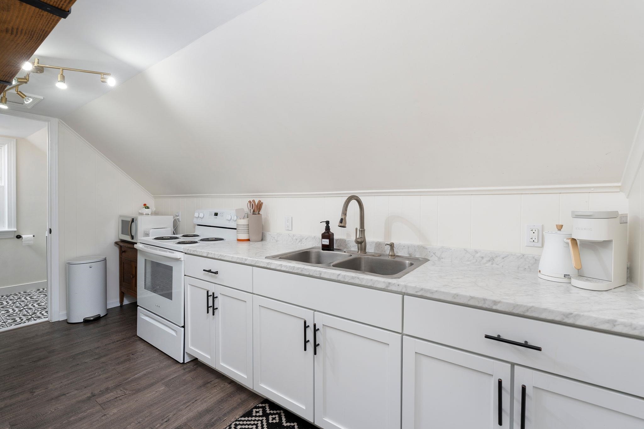 415 CHERRY AVE, WAYNESBORO, Virginia 22980, ,Residential,415 CHERRY AVE,681936 MLS # 681936 415 CHERRY AVE, WAYNESBORO, Virginia 22980, ,Residential,415 CHERRY AVE,681936 MLS # 681936