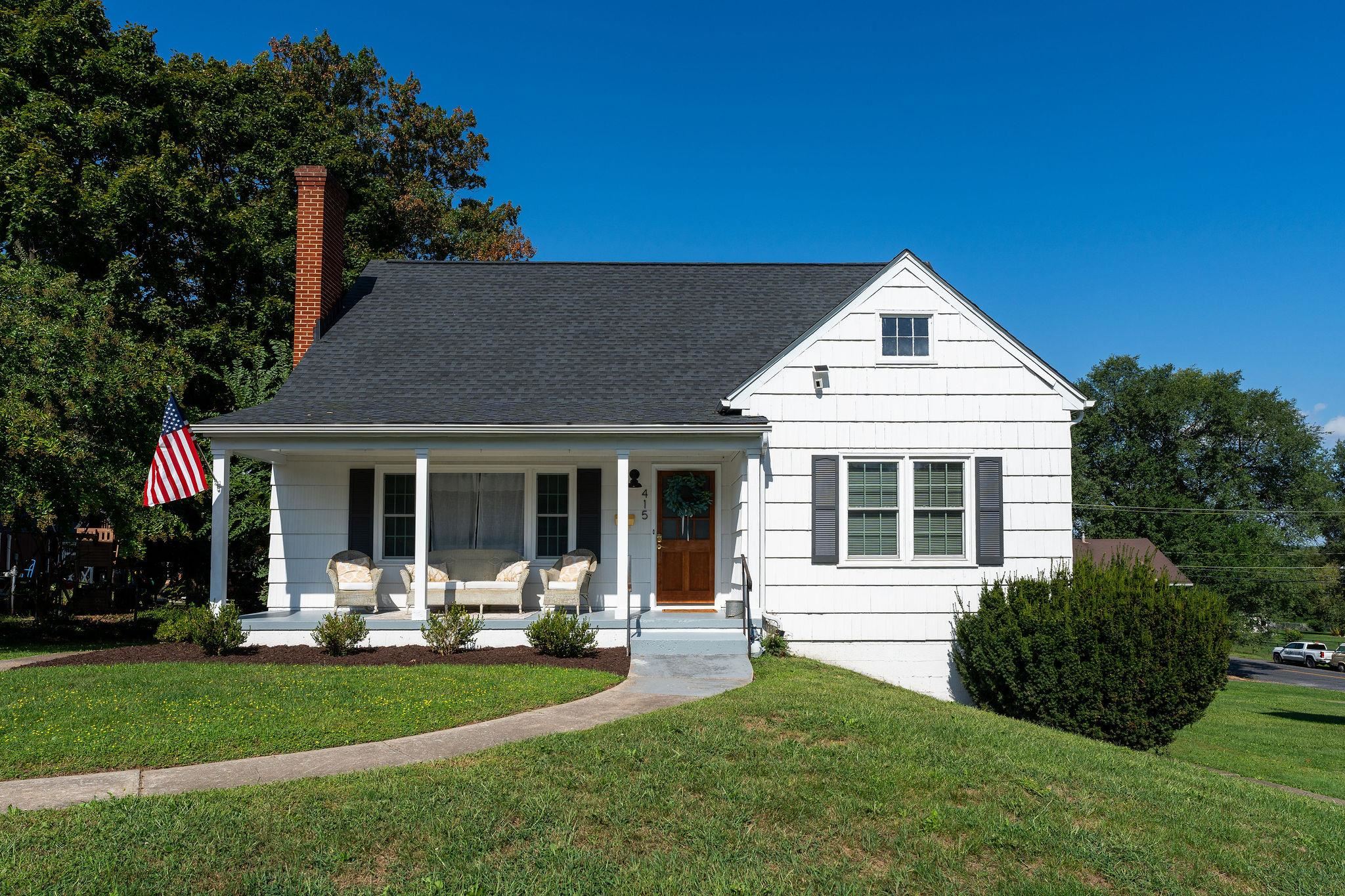 415 CHERRY AVE, WAYNESBORO, Virginia 22980, ,Residential,415 CHERRY AVE,681936 MLS # 681936 415 CHERRY AVE, WAYNESBORO, Virginia 22980, ,Residential,415 CHERRY AVE,681936 MLS # 681936