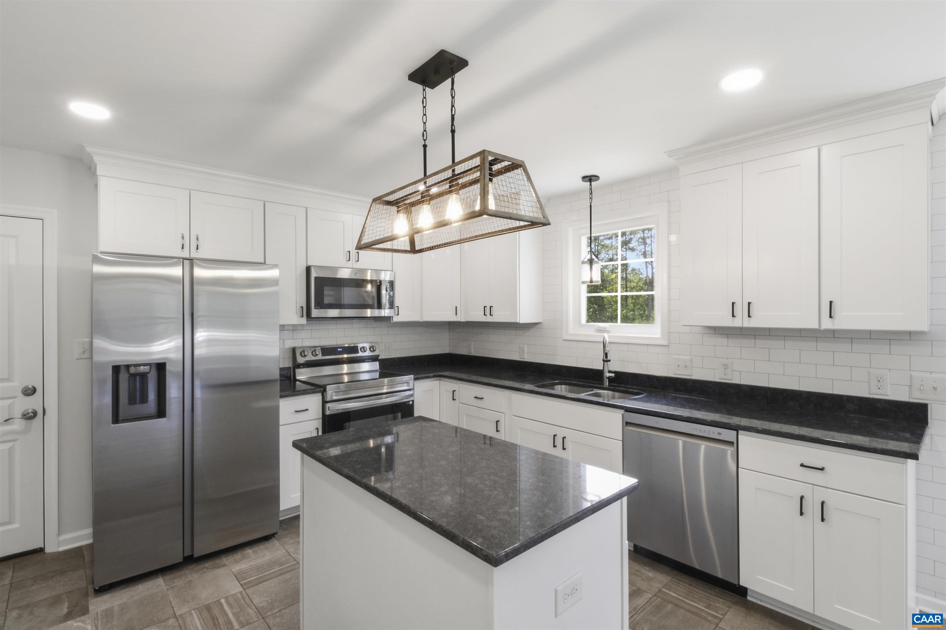 386 ROSEWOOD DR, SCOTTSVILLE, Virginia 24590, 4 Bedrooms Bedrooms, ,2 BathroomsBathrooms,Residential,386 ROSEWOOD DR,681866 MLS # 681866 386 ROSEWOOD DR, SCOTTSVILLE, Virginia 24590, 4 Bedrooms Bedrooms, ,2 BathroomsBathrooms,Residential,386 ROSEWOOD DR,681866 MLS # 681866
