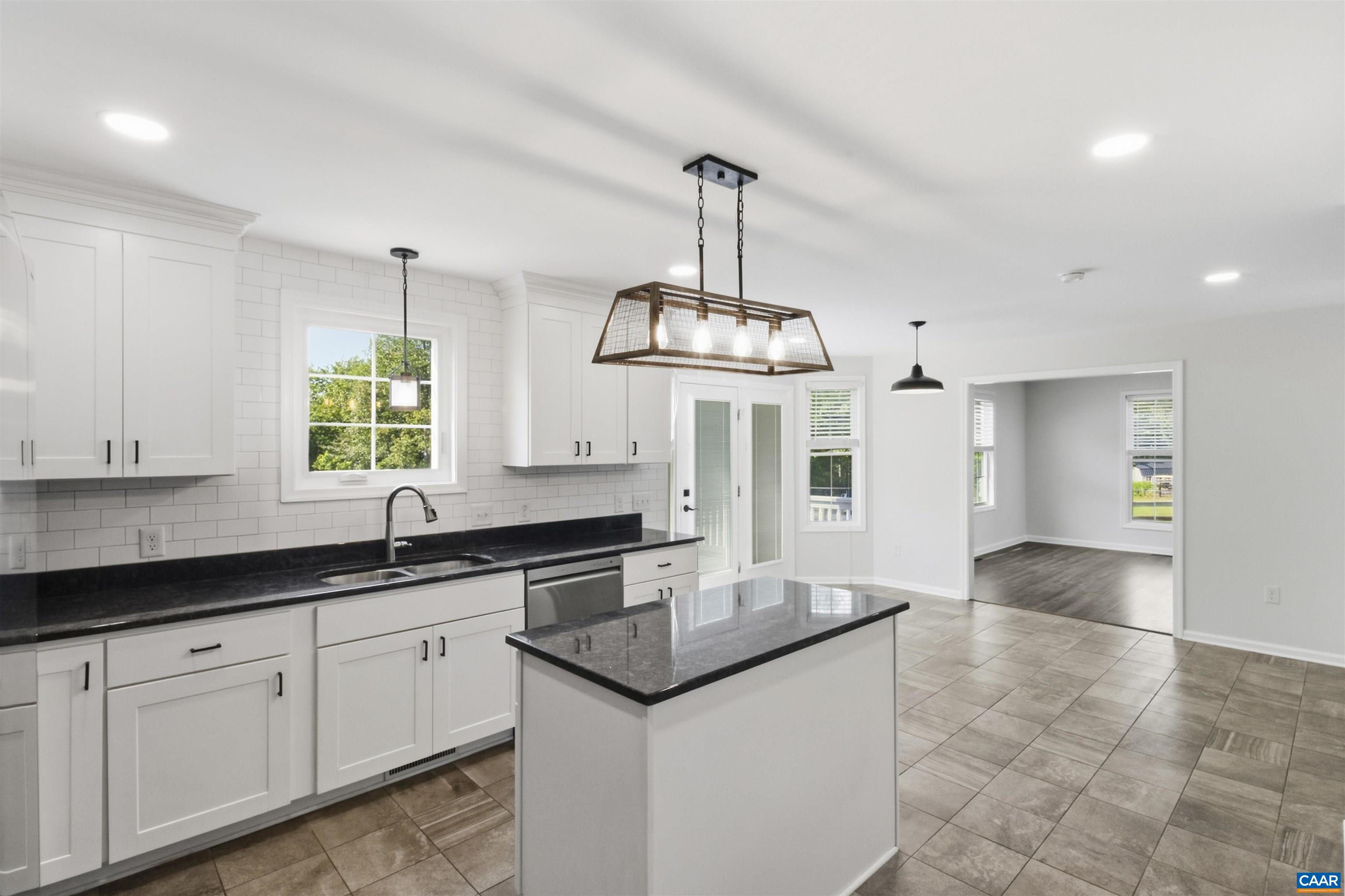 386 ROSEWOOD DR, SCOTTSVILLE, Virginia 24590, 4 Bedrooms Bedrooms, ,2 BathroomsBathrooms,Residential,386 ROSEWOOD DR,681866 MLS # 681866 386 ROSEWOOD DR, SCOTTSVILLE, Virginia 24590, 4 Bedrooms Bedrooms, ,2 BathroomsBathrooms,Residential,386 ROSEWOOD DR,681866 MLS # 681866