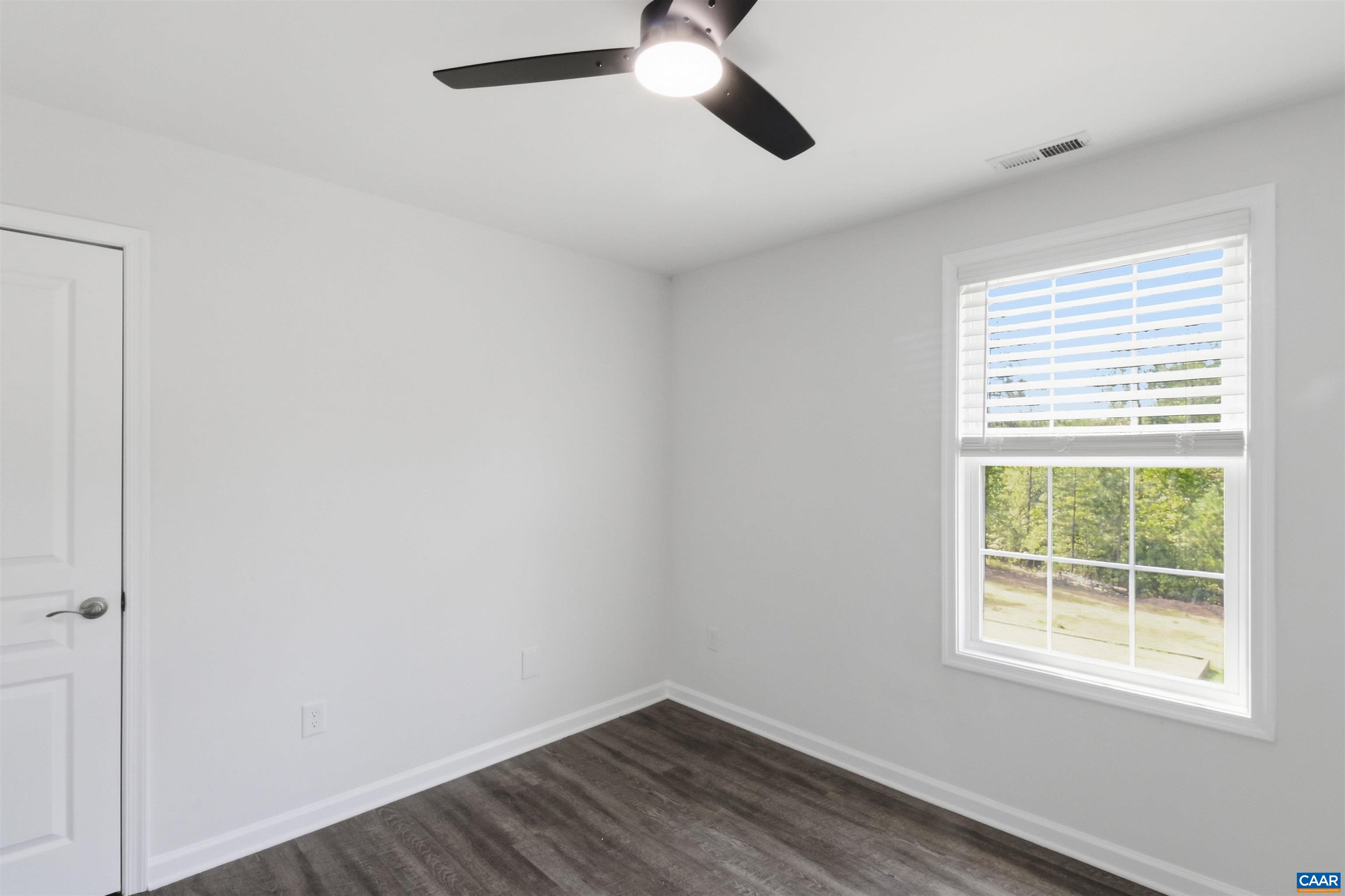 386 ROSEWOOD DR, SCOTTSVILLE, Virginia 24590, 4 Bedrooms Bedrooms, ,2 BathroomsBathrooms,Residential,386 ROSEWOOD DR,681866 MLS # 681866 386 ROSEWOOD DR, SCOTTSVILLE, Virginia 24590, 4 Bedrooms Bedrooms, ,2 BathroomsBathrooms,Residential,386 ROSEWOOD DR,681866 MLS # 681866