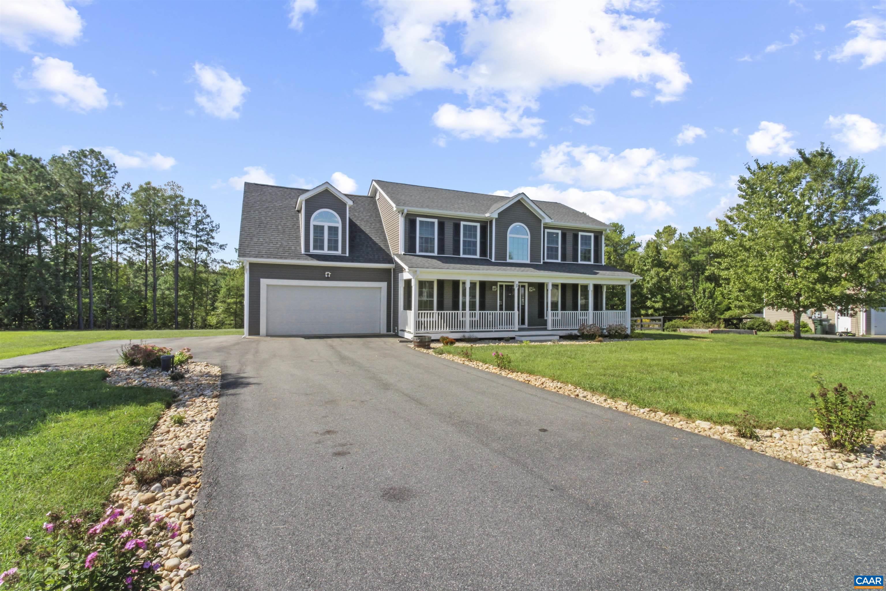 386 ROSEWOOD DR, SCOTTSVILLE, Virginia 24590, 4 Bedrooms Bedrooms, ,2 BathroomsBathrooms,Residential,386 ROSEWOOD DR,681866 MLS # 681866 386 ROSEWOOD DR, SCOTTSVILLE, Virginia 24590, 4 Bedrooms Bedrooms, ,2 BathroomsBathrooms,Residential,386 ROSEWOOD DR,681866 MLS # 681866