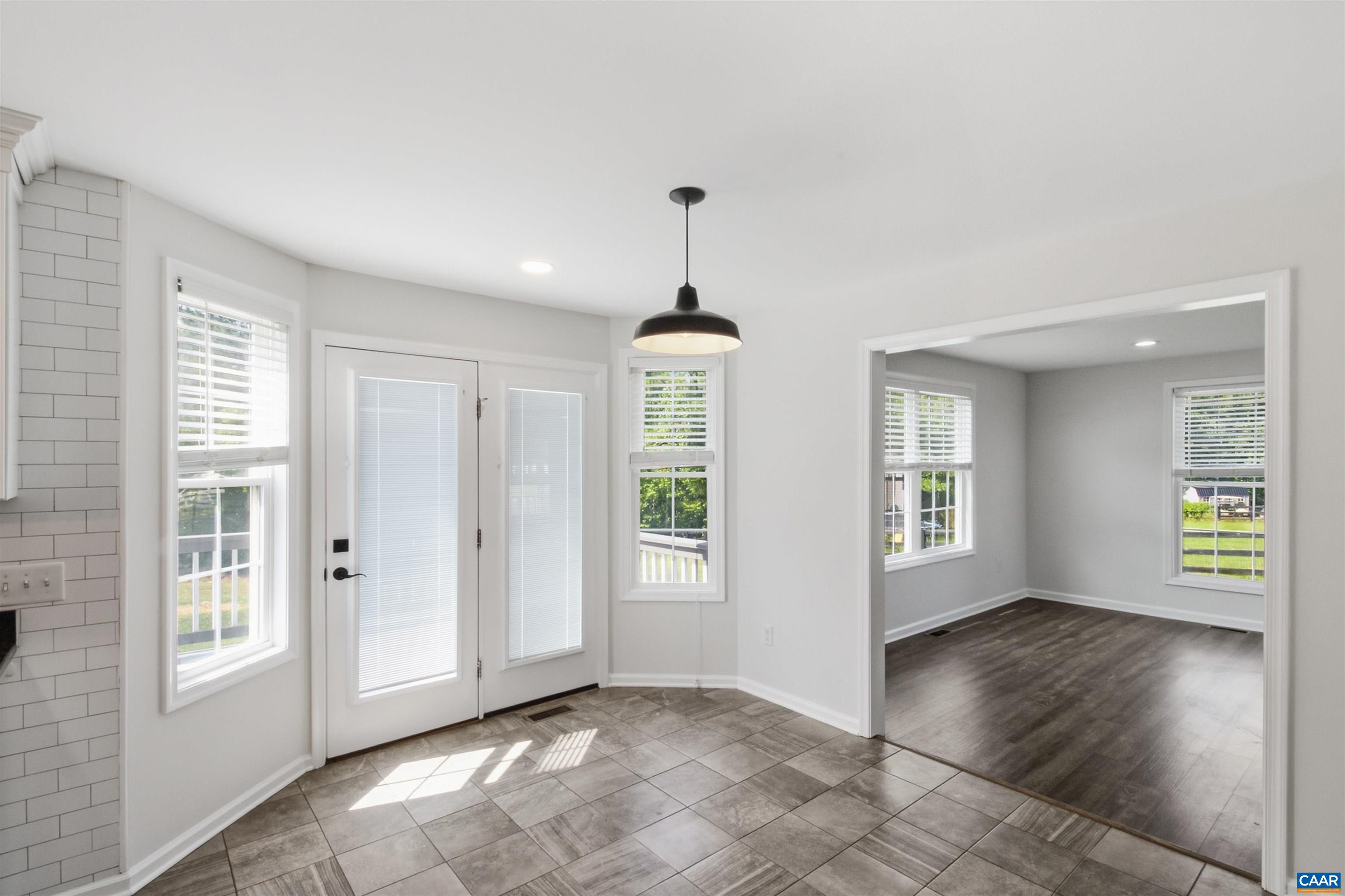 386 ROSEWOOD DR, SCOTTSVILLE, Virginia 24590, 4 Bedrooms Bedrooms, ,2 BathroomsBathrooms,Residential,386 ROSEWOOD DR,681866 MLS # 681866 386 ROSEWOOD DR, SCOTTSVILLE, Virginia 24590, 4 Bedrooms Bedrooms, ,2 BathroomsBathrooms,Residential,386 ROSEWOOD DR,681866 MLS # 681866