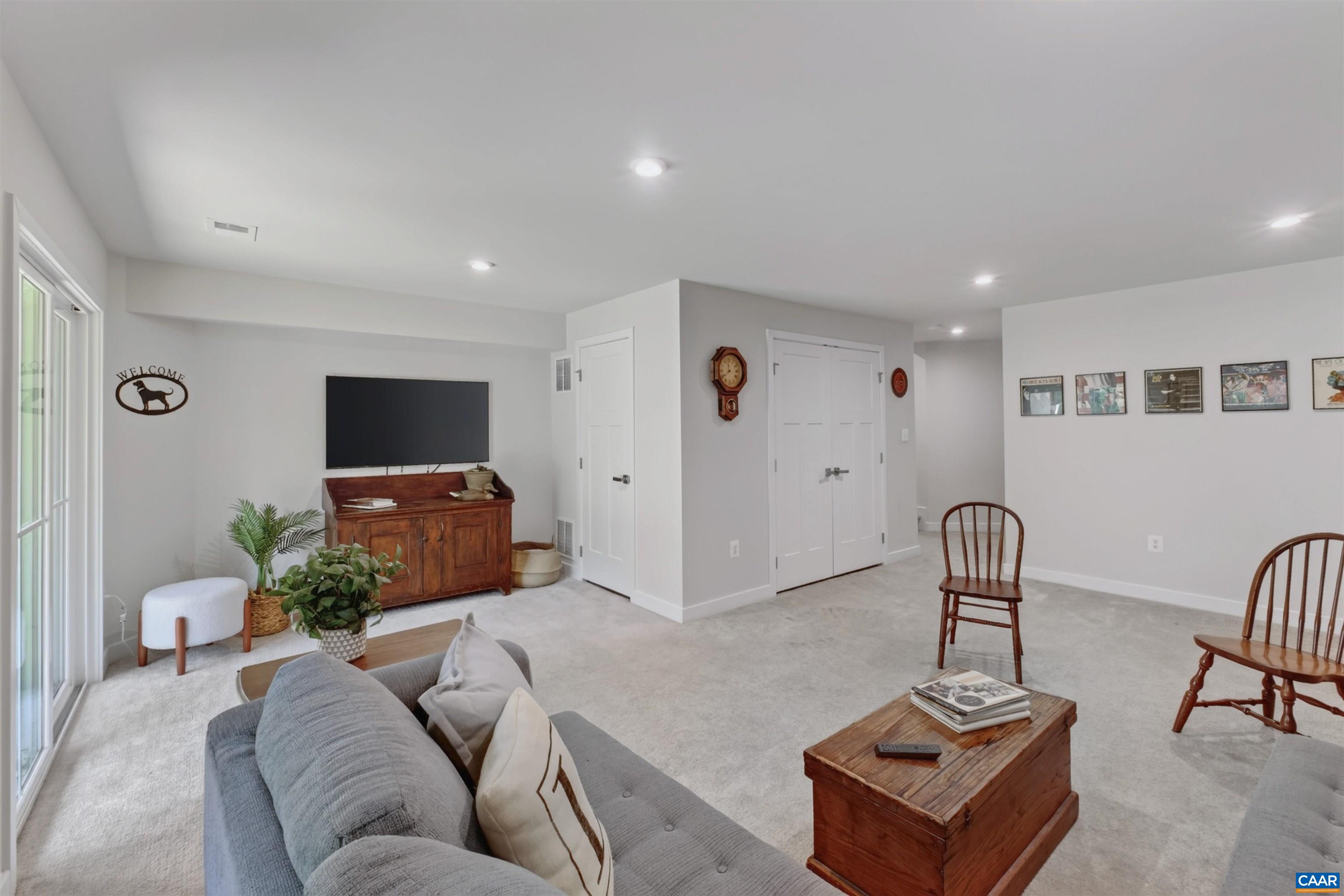 1940 LOIS LN, CHARLOTTESVILLE, Virginia 22911, 3 Bedrooms Bedrooms, ,2 BathroomsBathrooms,Residential,1940 LOIS LN,681870 MLS # 681870