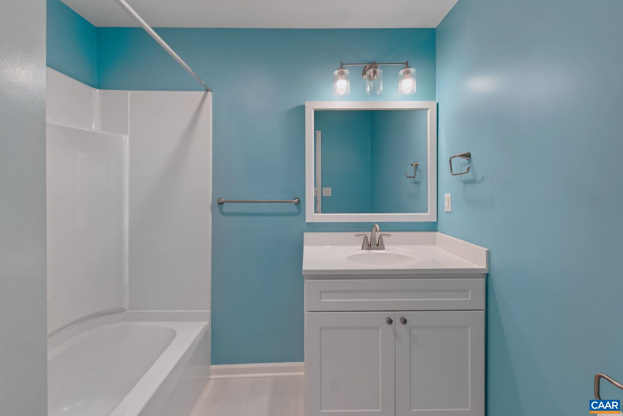 262 LAKEVIEW DR, CHARLOTTESVILLE, Virginia 22901, 3 Bedrooms Bedrooms, ,2 BathroomsBathrooms,Residential,262 LAKEVIEW DR,681893 MLS # 681893 262 LAKEVIEW DR, CHARLOTTESVILLE, Virginia 22901, 3 Bedrooms Bedrooms, ,2 BathroomsBathrooms,Residential,262 LAKEVIEW DR,681893 MLS # 681893