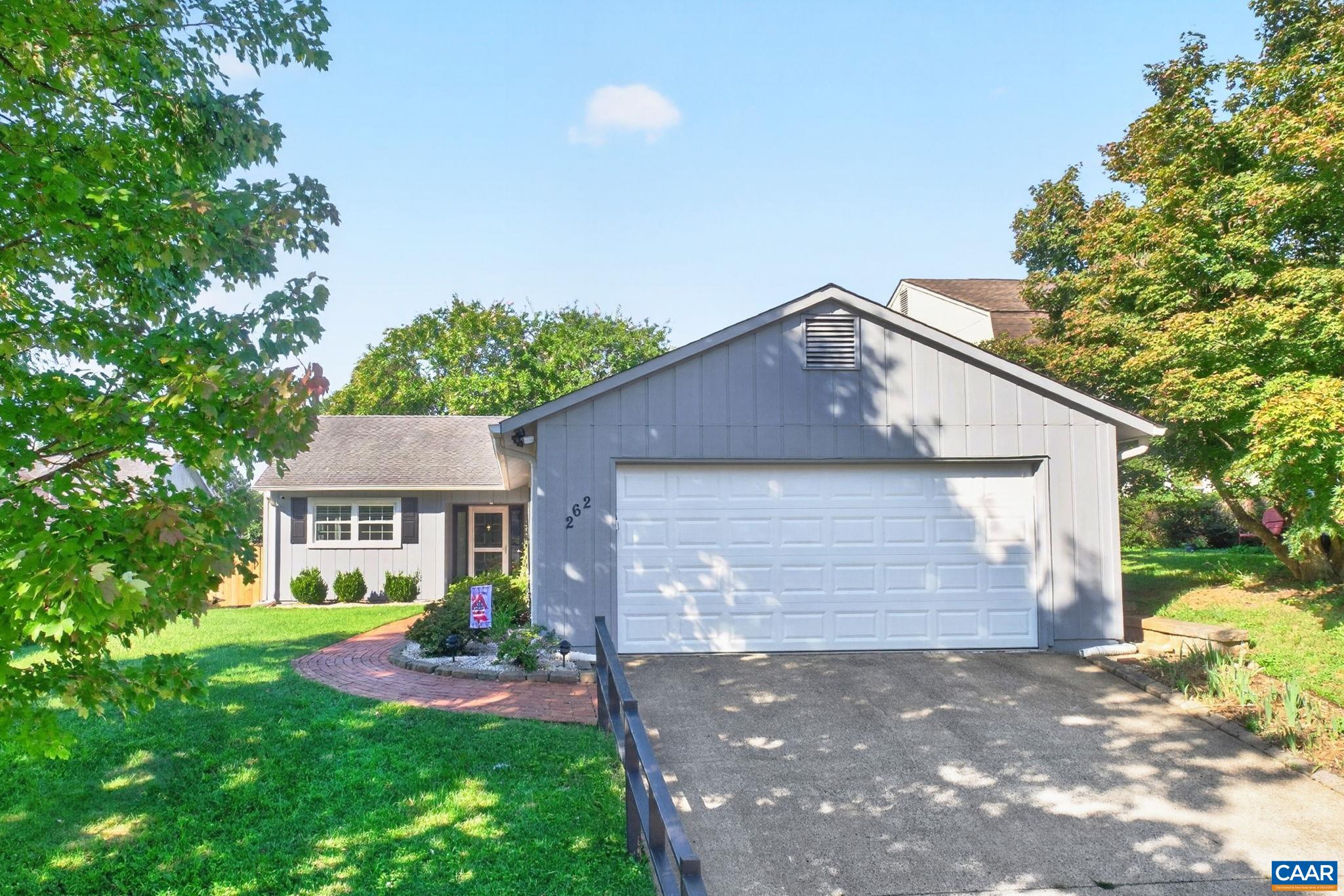 262 LAKEVIEW DR, CHARLOTTESVILLE, Virginia 22901, 3 Bedrooms Bedrooms, ,2 BathroomsBathrooms,Residential,262 LAKEVIEW DR,681893 MLS # 681893 262 LAKEVIEW DR, CHARLOTTESVILLE, Virginia 22901, 3 Bedrooms Bedrooms, ,2 BathroomsBathrooms,Residential,262 LAKEVIEW DR,681893 MLS # 681893