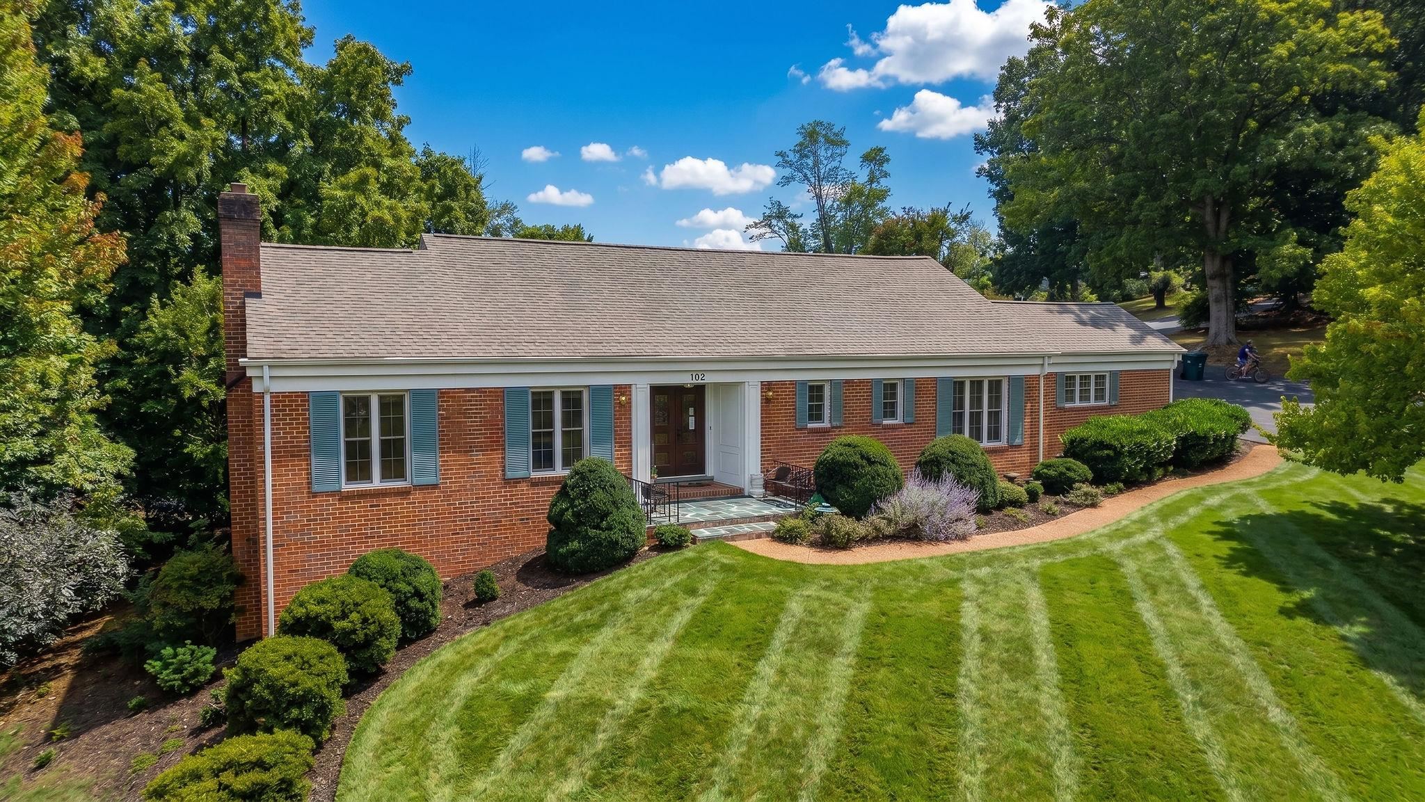 105 WOODLAND DR, STAUNTON, Virginia 24401, 3 Bedrooms Bedrooms, ,2 BathroomsBathrooms,Residential,105 WOODLAND DR,681930 MLS # 681930 105 WOODLAND DR, STAUNTON, Virginia 24401, 3 Bedrooms Bedrooms, ,2 BathroomsBathrooms,Residential,105 WOODLAND DR,681930 MLS # 681930