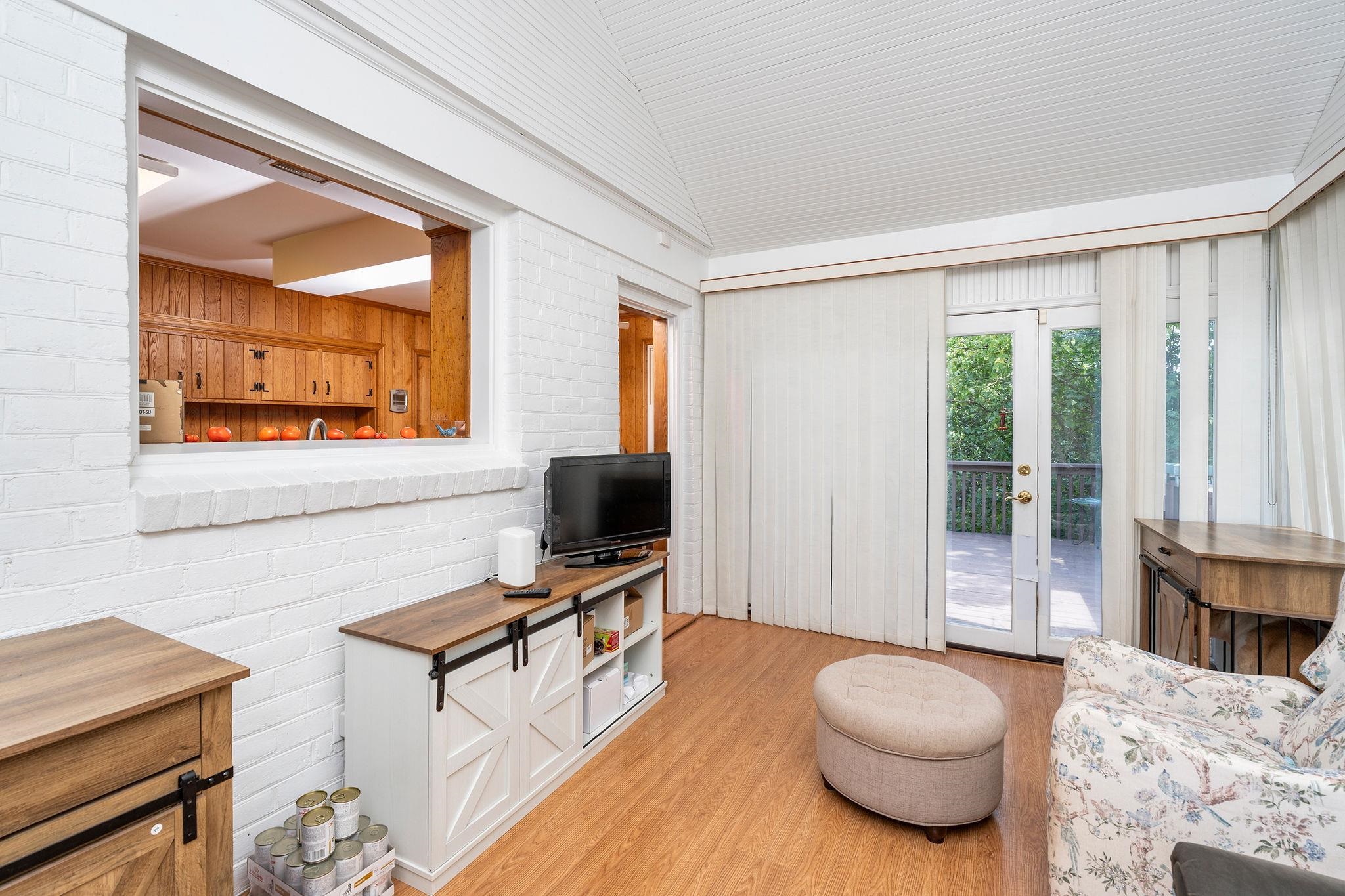 105 WOODLAND DR, STAUNTON, Virginia 24401, 3 Bedrooms Bedrooms, ,2 BathroomsBathrooms,Residential,105 WOODLAND DR,681930 MLS # 681930 105 WOODLAND DR, STAUNTON, Virginia 24401, 3 Bedrooms Bedrooms, ,2 BathroomsBathrooms,Residential,105 WOODLAND DR,681930 MLS # 681930
