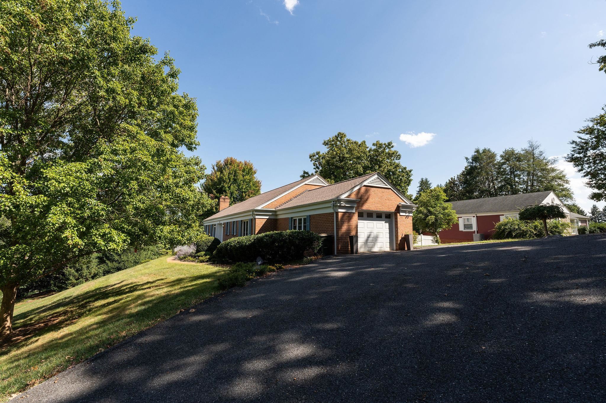 105 WOODLAND DR, STAUNTON, Virginia 24401, 3 Bedrooms Bedrooms, ,2 BathroomsBathrooms,Residential,105 WOODLAND DR,681930 MLS # 681930 105 WOODLAND DR, STAUNTON, Virginia 24401, 3 Bedrooms Bedrooms, ,2 BathroomsBathrooms,Residential,105 WOODLAND DR,681930 MLS # 681930