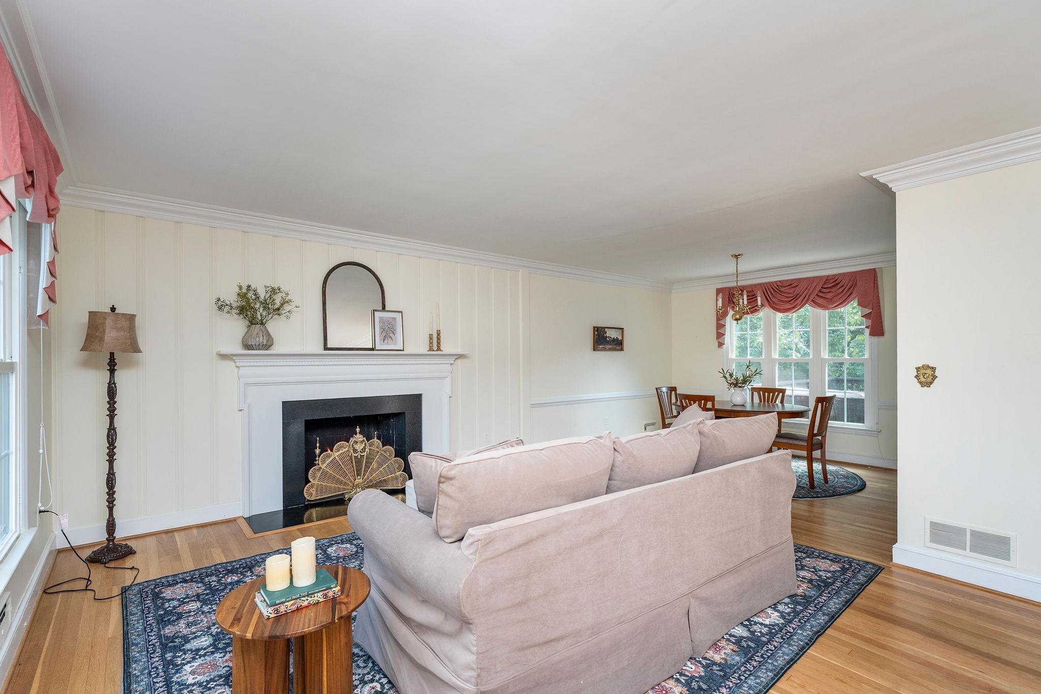 105 WOODLAND DR, STAUNTON, Virginia 24401, 3 Bedrooms Bedrooms, ,2 BathroomsBathrooms,Residential,105 WOODLAND DR,681930 MLS # 681930 105 WOODLAND DR, STAUNTON, Virginia 24401, 3 Bedrooms Bedrooms, ,2 BathroomsBathrooms,Residential,105 WOODLAND DR,681930 MLS # 681930