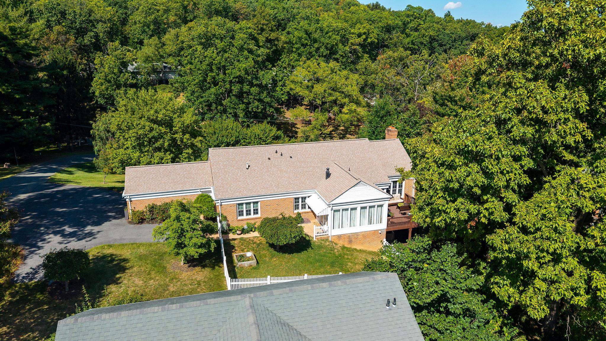 105 WOODLAND DR, STAUNTON, Virginia 24401, 3 Bedrooms Bedrooms, ,2 BathroomsBathrooms,Residential,105 WOODLAND DR,681930 MLS # 681930 105 WOODLAND DR, STAUNTON, Virginia 24401, 3 Bedrooms Bedrooms, ,2 BathroomsBathrooms,Residential,105 WOODLAND DR,681930 MLS # 681930
