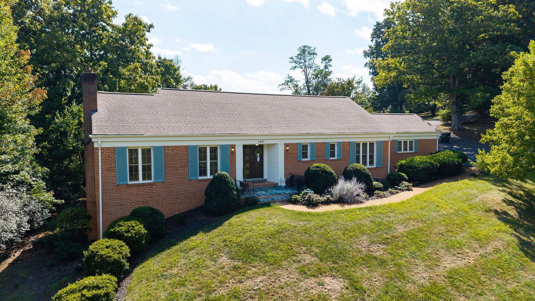 105 WOODLAND DR, STAUNTON, Virginia 24401, 3 Bedrooms Bedrooms, ,2 BathroomsBathrooms,Residential,105 WOODLAND DR,681930 MLS # 681930 105 WOODLAND DR, STAUNTON, Virginia 24401, 3 Bedrooms Bedrooms, ,2 BathroomsBathrooms,Residential,105 WOODLAND DR,681930 MLS # 681930