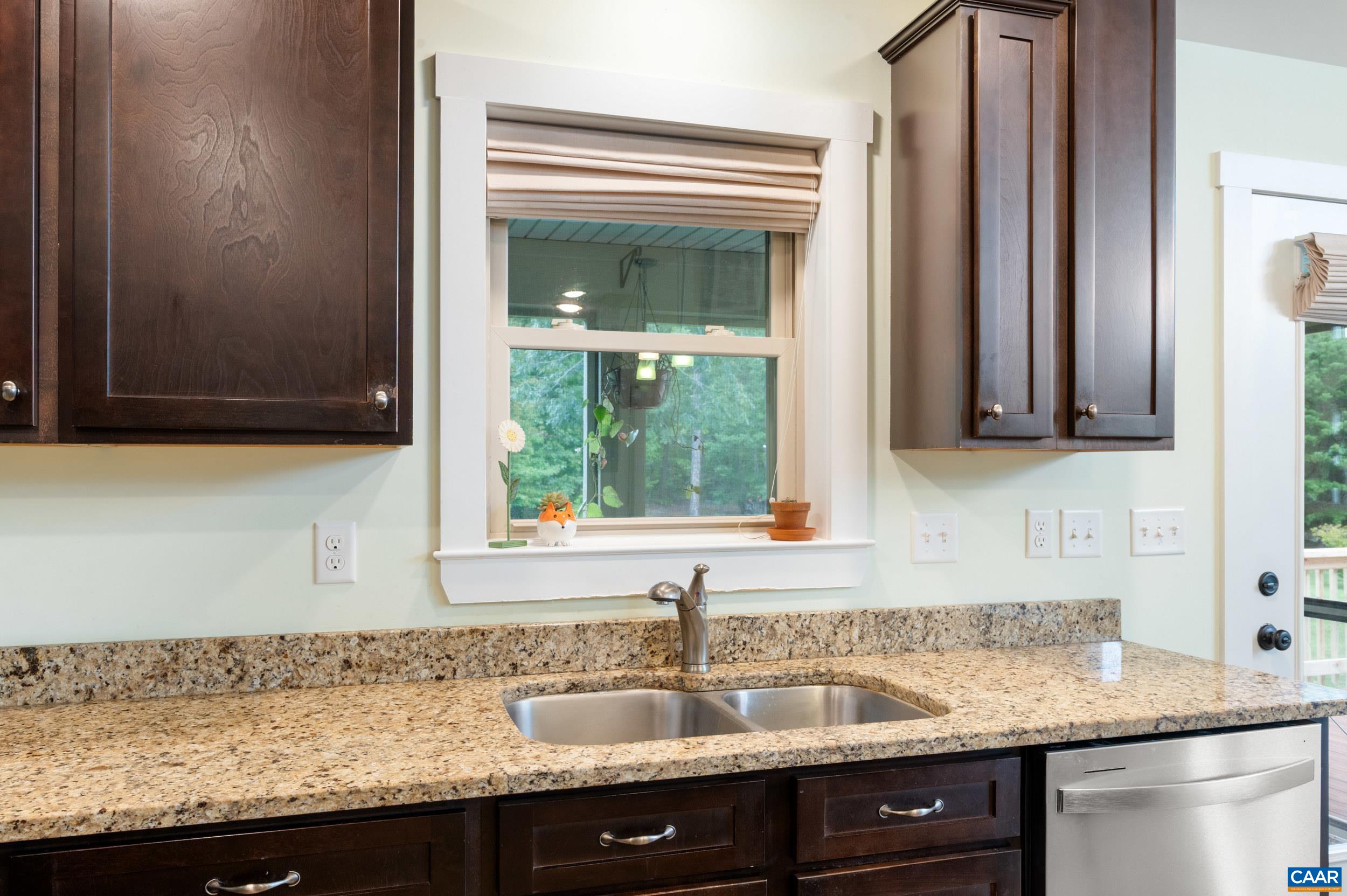 3999 SHORES RD, PALMYRA, Virginia 22963, 2 Bedrooms Bedrooms, ,3 BathroomsBathrooms,Residential,3999 SHORES RD,681934 MLS # 681934 3999 SHORES RD, PALMYRA, Virginia 22963, 2 Bedrooms Bedrooms, ,3 BathroomsBathrooms,Residential,3999 SHORES RD,681934 MLS # 681934