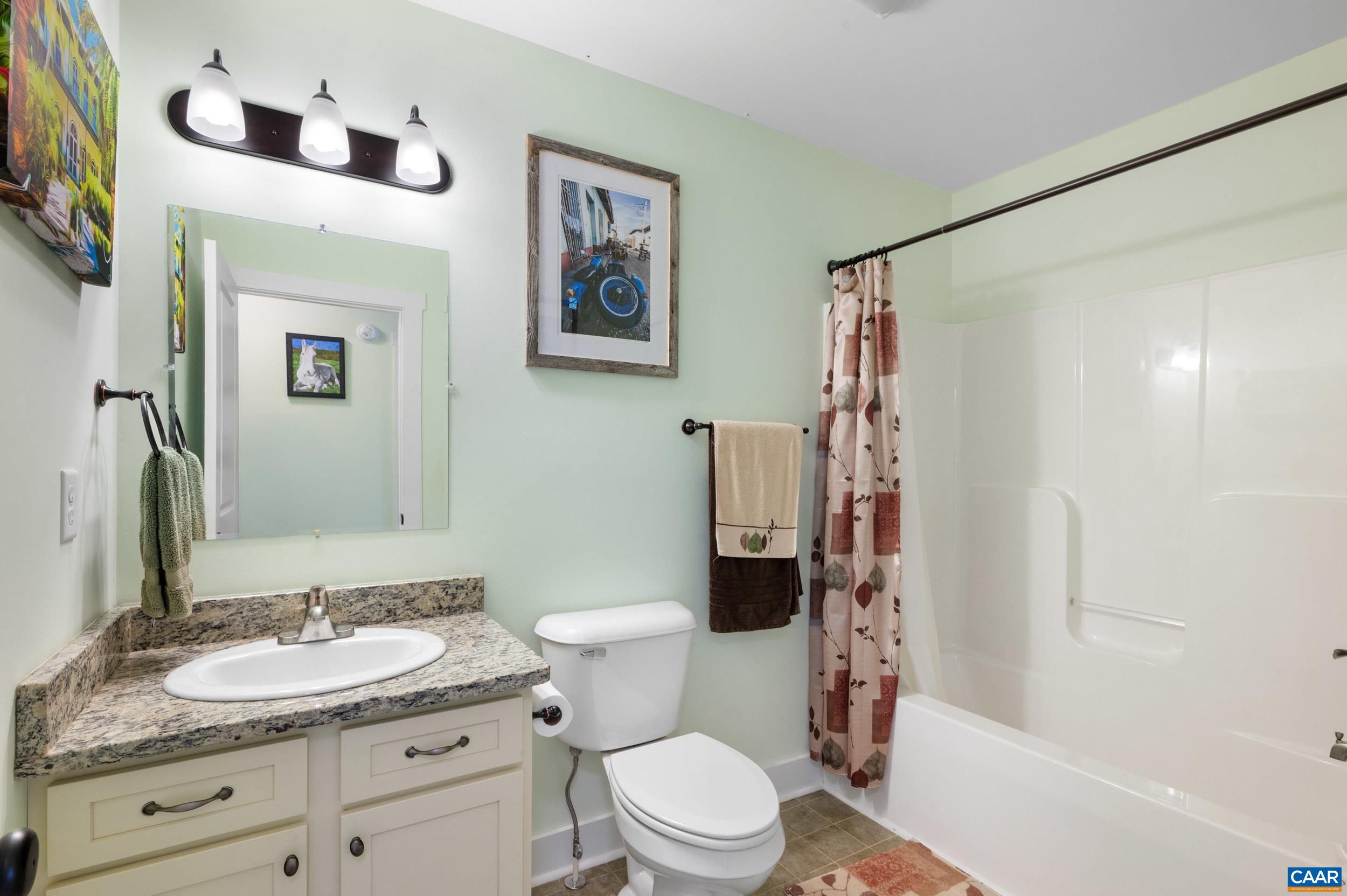3999 SHORES RD, PALMYRA, Virginia 22963, 2 Bedrooms Bedrooms, ,3 BathroomsBathrooms,Residential,3999 SHORES RD,681934 MLS # 681934 3999 SHORES RD, PALMYRA, Virginia 22963, 2 Bedrooms Bedrooms, ,3 BathroomsBathrooms,Residential,3999 SHORES RD,681934 MLS # 681934
