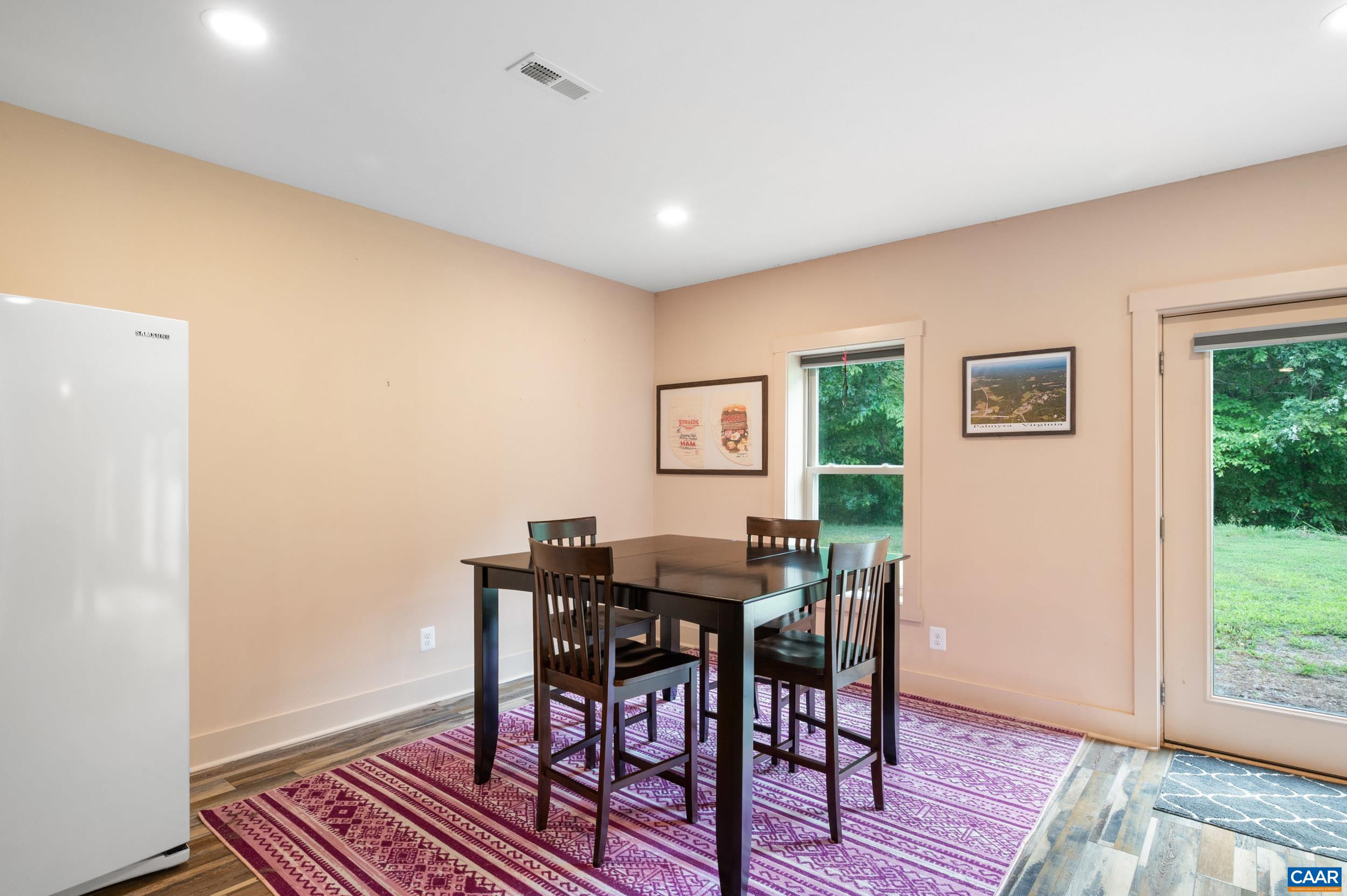3999 SHORES RD, PALMYRA, Virginia 22963, 2 Bedrooms Bedrooms, ,3 BathroomsBathrooms,Residential,3999 SHORES RD,681934 MLS # 681934 3999 SHORES RD, PALMYRA, Virginia 22963, 2 Bedrooms Bedrooms, ,3 BathroomsBathrooms,Residential,3999 SHORES RD,681934 MLS # 681934