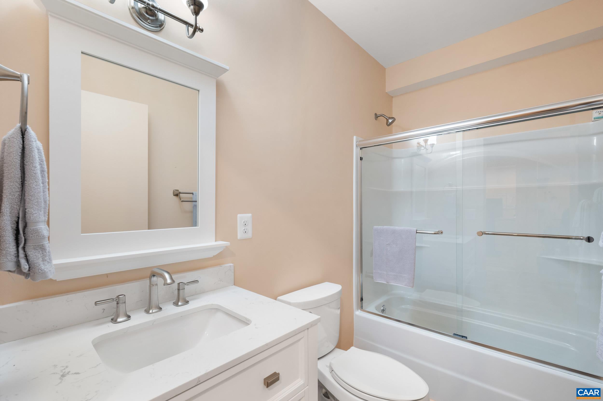 3999 SHORES RD, PALMYRA, Virginia 22963, 2 Bedrooms Bedrooms, ,3 BathroomsBathrooms,Residential,3999 SHORES RD,681934 MLS # 681934 3999 SHORES RD, PALMYRA, Virginia 22963, 2 Bedrooms Bedrooms, ,3 BathroomsBathrooms,Residential,3999 SHORES RD,681934 MLS # 681934