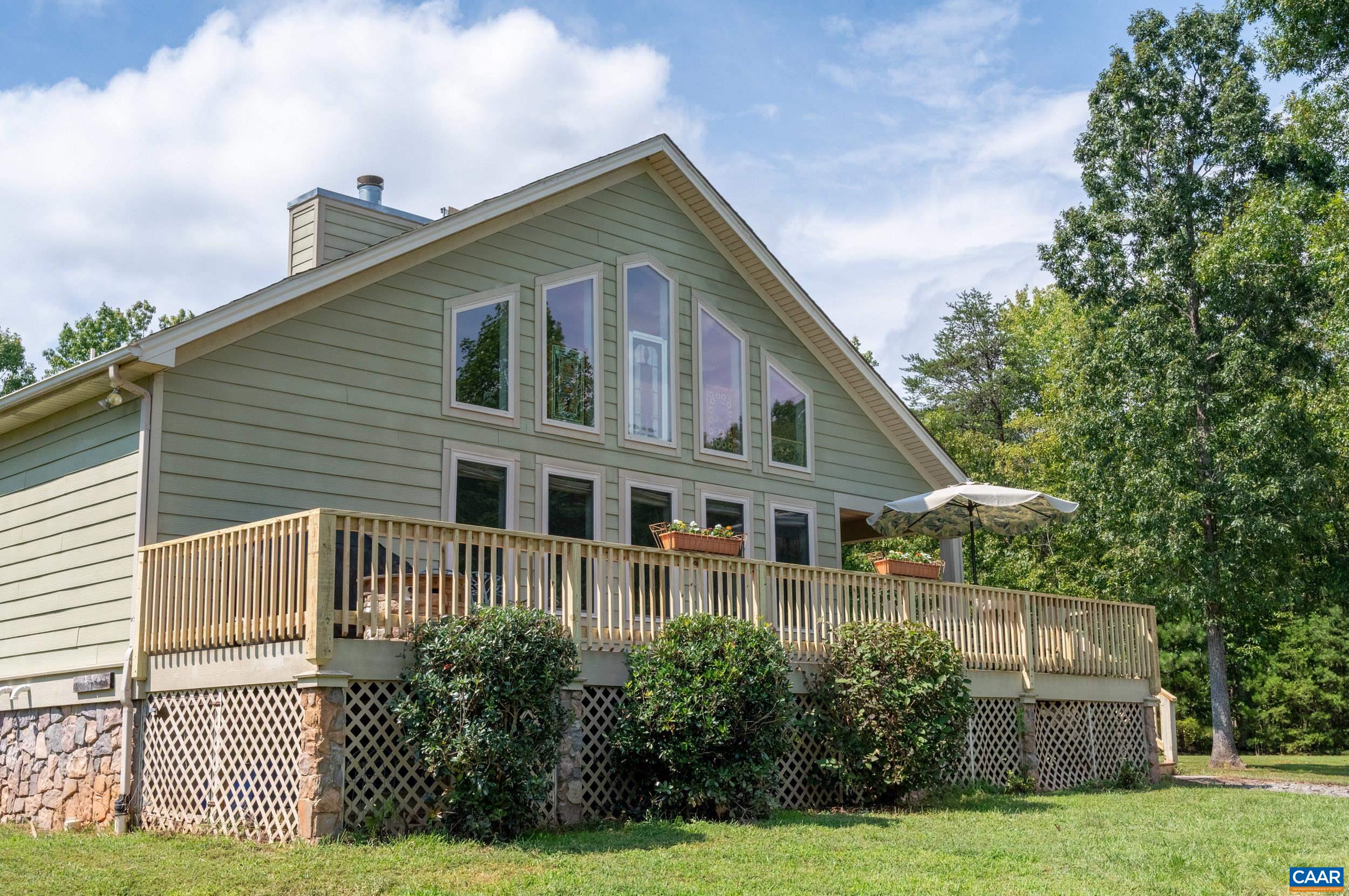 3999 SHORES RD, PALMYRA, Virginia 22963, 2 Bedrooms Bedrooms, ,3 BathroomsBathrooms,Residential,3999 SHORES RD,681934 MLS # 681934 3999 SHORES RD, PALMYRA, Virginia 22963, 2 Bedrooms Bedrooms, ,3 BathroomsBathrooms,Residential,3999 SHORES RD,681934 MLS # 681934