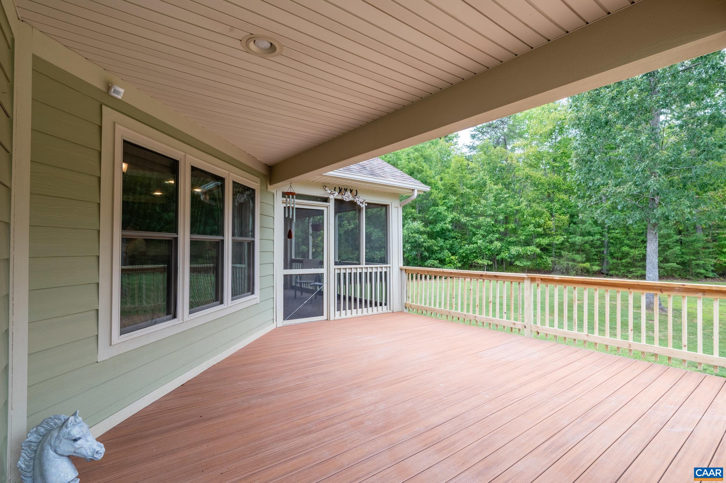 3999 SHORES RD, PALMYRA, Virginia 22963, 2 Bedrooms Bedrooms, ,3 BathroomsBathrooms,Residential,3999 SHORES RD,681934 MLS # 681934 3999 SHORES RD, PALMYRA, Virginia 22963, 2 Bedrooms Bedrooms, ,3 BathroomsBathrooms,Residential,3999 SHORES RD,681934 MLS # 681934