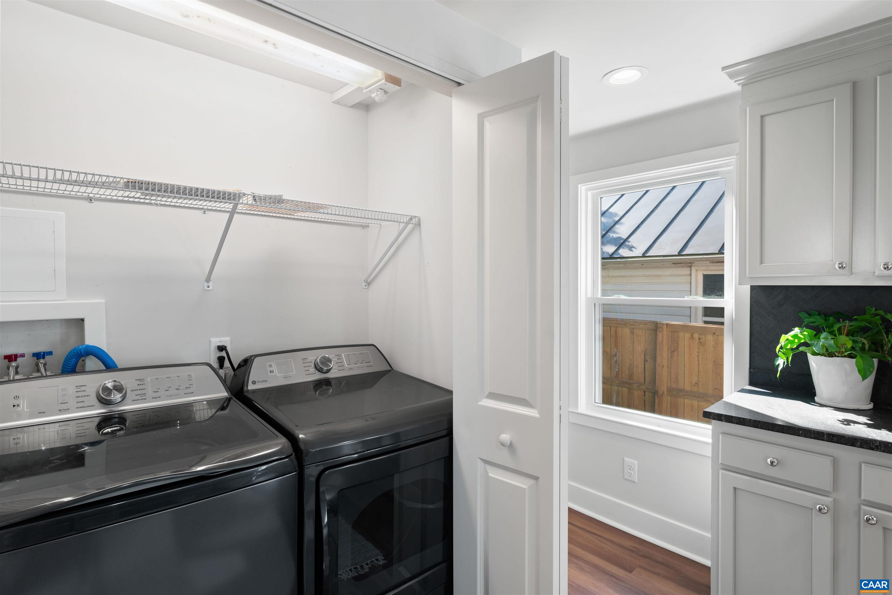 1107 MYRTLE ST, CHARLOTTESVILLE, Virginia 22902, 2 Bedrooms Bedrooms, ,2 BathroomsBathrooms,Residential,1107 MYRTLE ST,681944 MLS # 681944