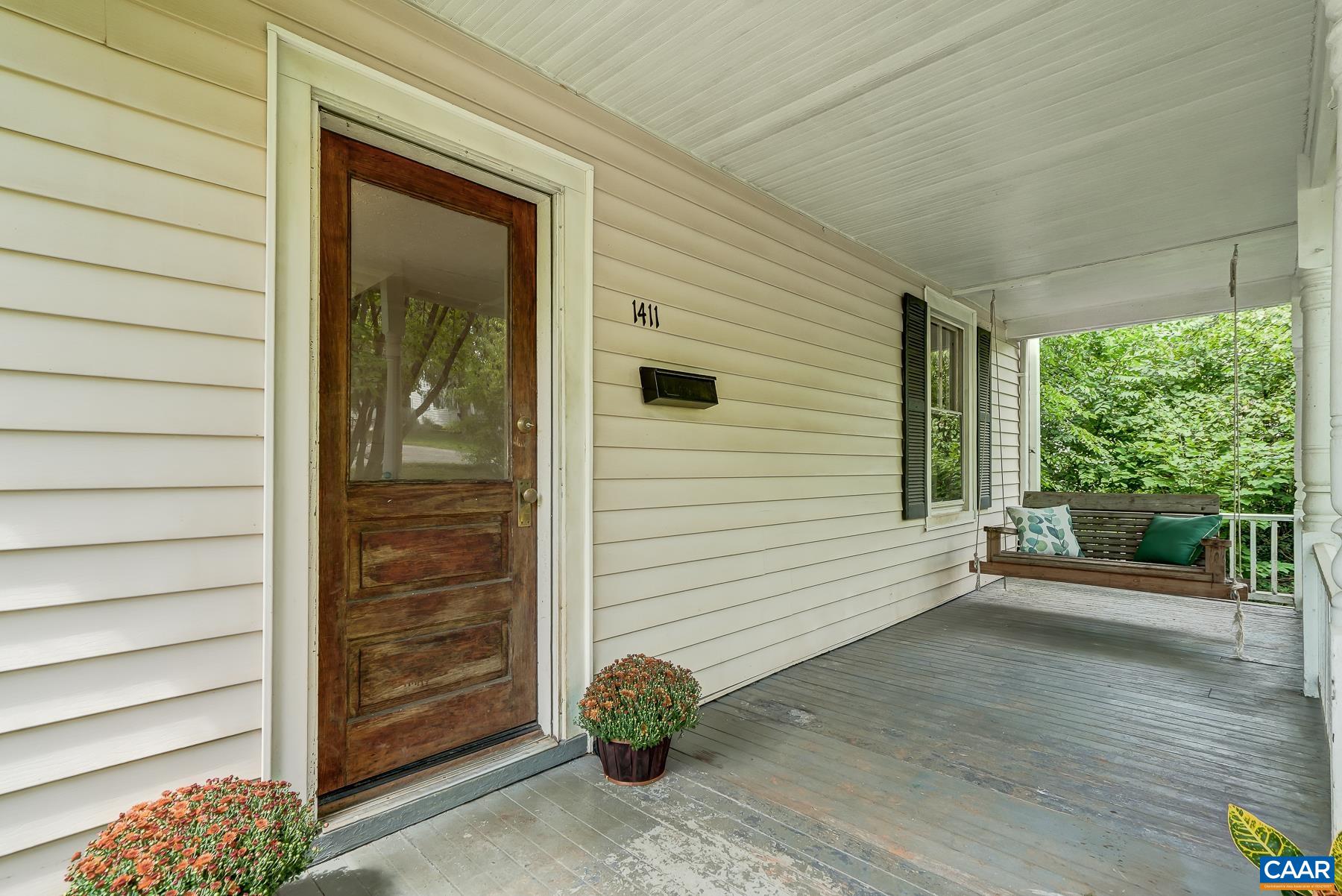 1411 BURGESS LN, CHARLOTTESVILLE, Virginia 22902, 2 Bedrooms Bedrooms, ,1 BathroomBathrooms,Residential,1411 BURGESS LN,681951 MLS # 681951