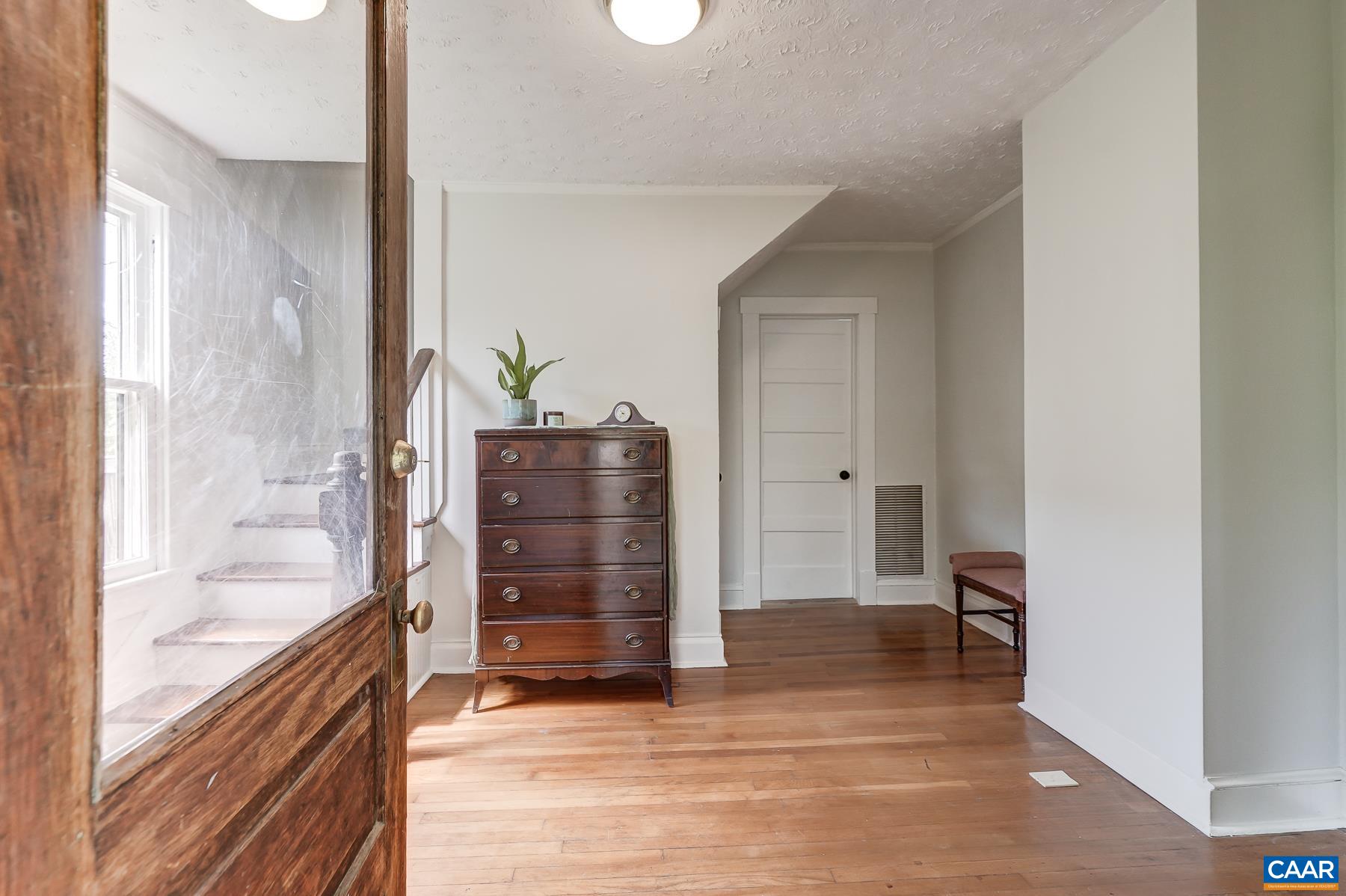 1411 BURGESS LN, CHARLOTTESVILLE, Virginia 22902, 2 Bedrooms Bedrooms, ,1 BathroomBathrooms,Residential,1411 BURGESS LN,681951 MLS # 681951