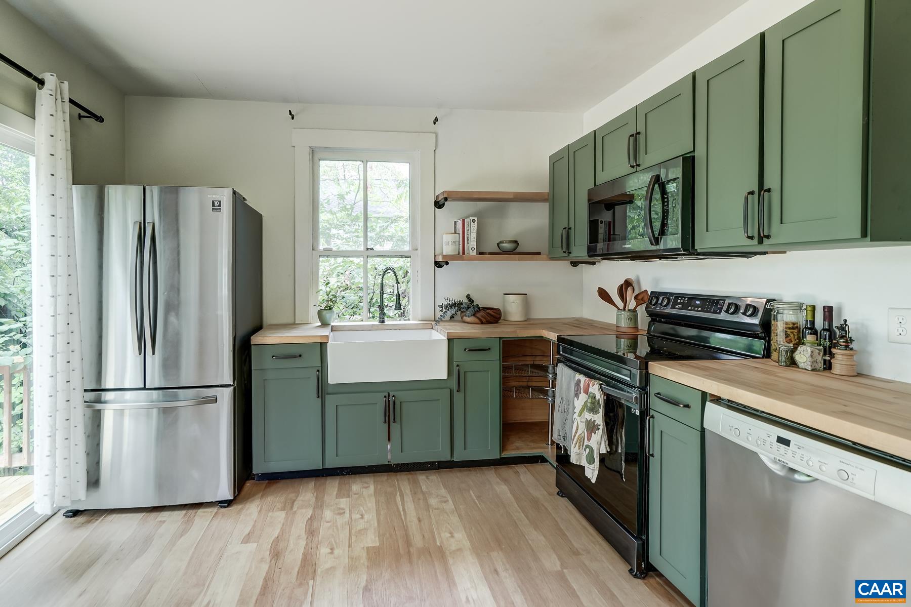 1411 BURGESS LN, CHARLOTTESVILLE, Virginia 22902, 2 Bedrooms Bedrooms, ,1 BathroomBathrooms,Residential,1411 BURGESS LN,681951 MLS # 681951