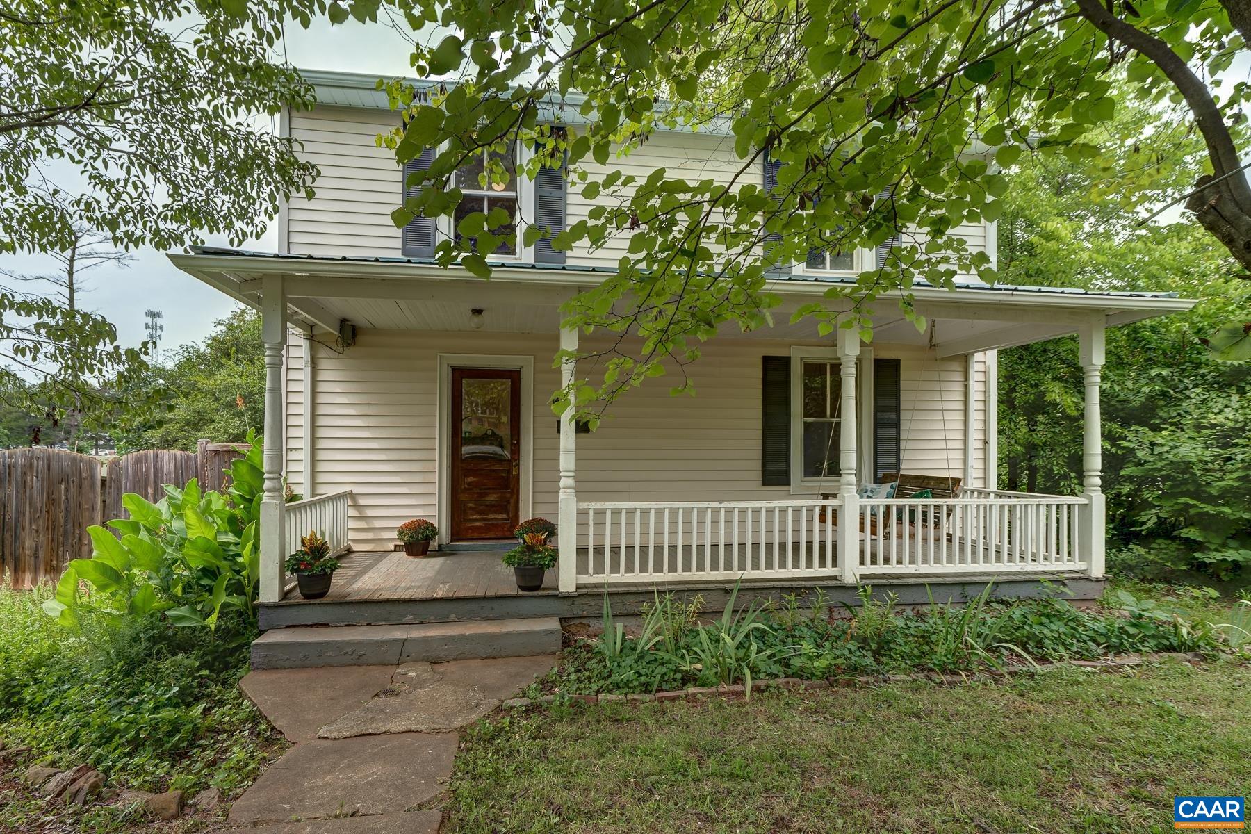 1411 BURGESS LN, CHARLOTTESVILLE, Virginia 22902, 2 Bedrooms Bedrooms, ,1 BathroomBathrooms,Residential,1411 BURGESS LN,681951 MLS # 681951