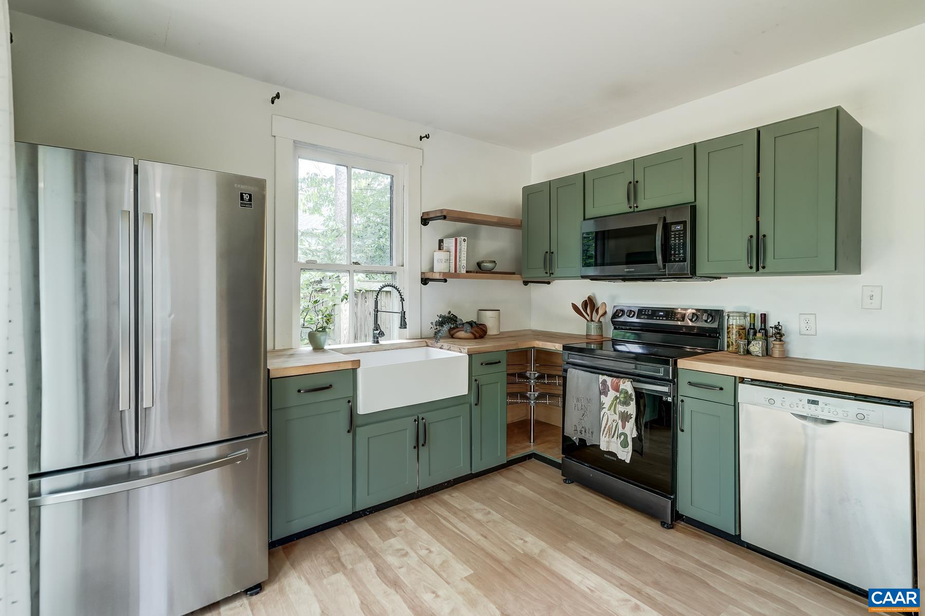 1411 BURGESS LN, CHARLOTTESVILLE, Virginia 22902, 2 Bedrooms Bedrooms, ,1 BathroomBathrooms,Residential,1411 BURGESS LN,681951 MLS # 681951