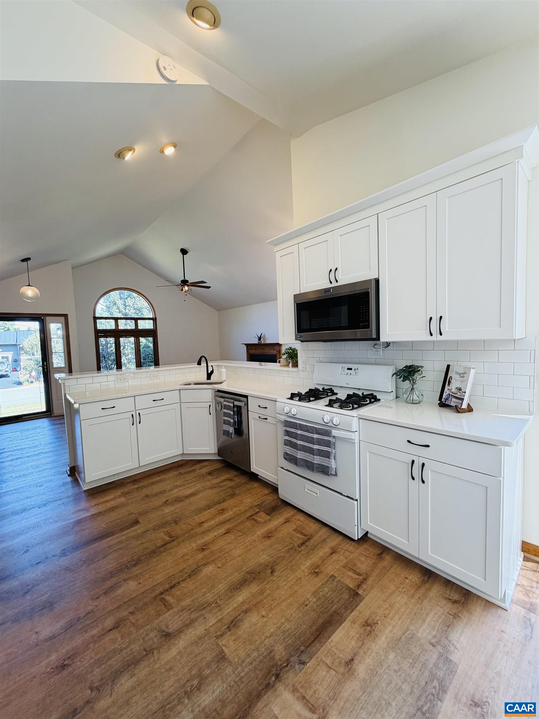 95 SUGARCAMP LN, STUARTS DRAFT, Virginia 24477, 3 Bedrooms Bedrooms, ,2 BathroomsBathrooms,Residential,95 SUGARCAMP LN,681347 MLS # 681347