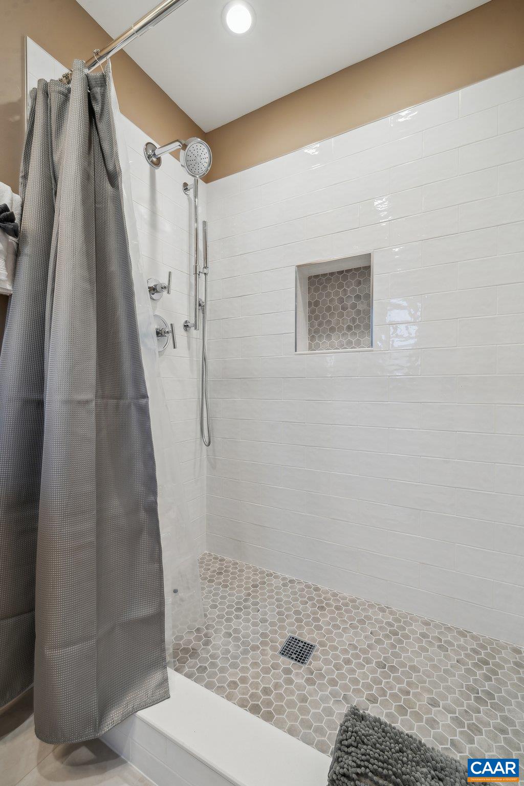 6639 BLENHEIM RD, SCOTTSVILLE, Virginia 24590, 4 Bedrooms Bedrooms, ,2 BathroomsBathrooms,Residential,Lone Jack Offering,6639 BLENHEIM RD,681945 MLS # 681945