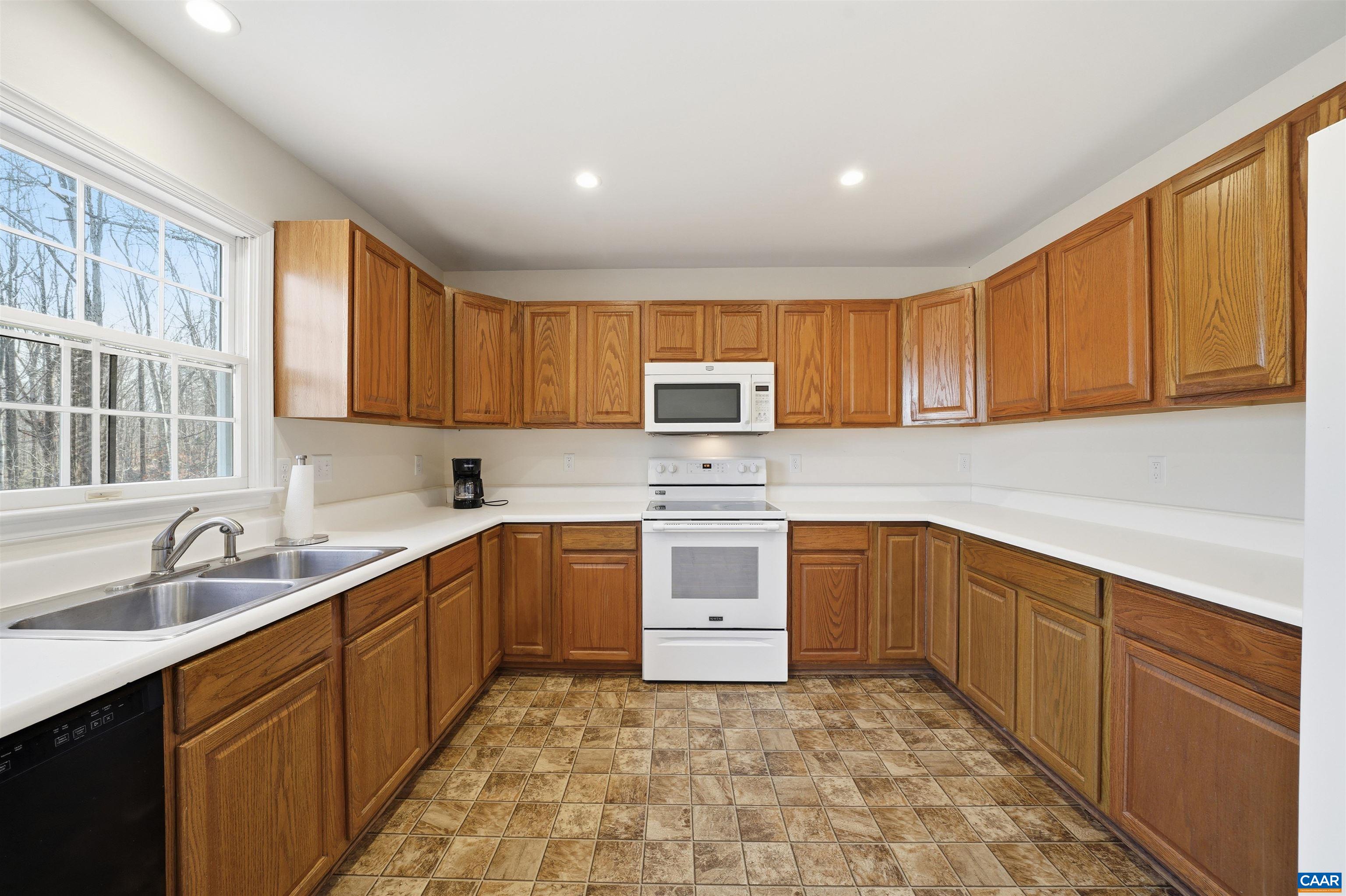 6639 BLENHEIM RD, SCOTTSVILLE, Virginia 24590, 4 Bedrooms Bedrooms, ,2 BathroomsBathrooms,Residential,Lone Jack Offering,6639 BLENHEIM RD,681945 MLS # 681945