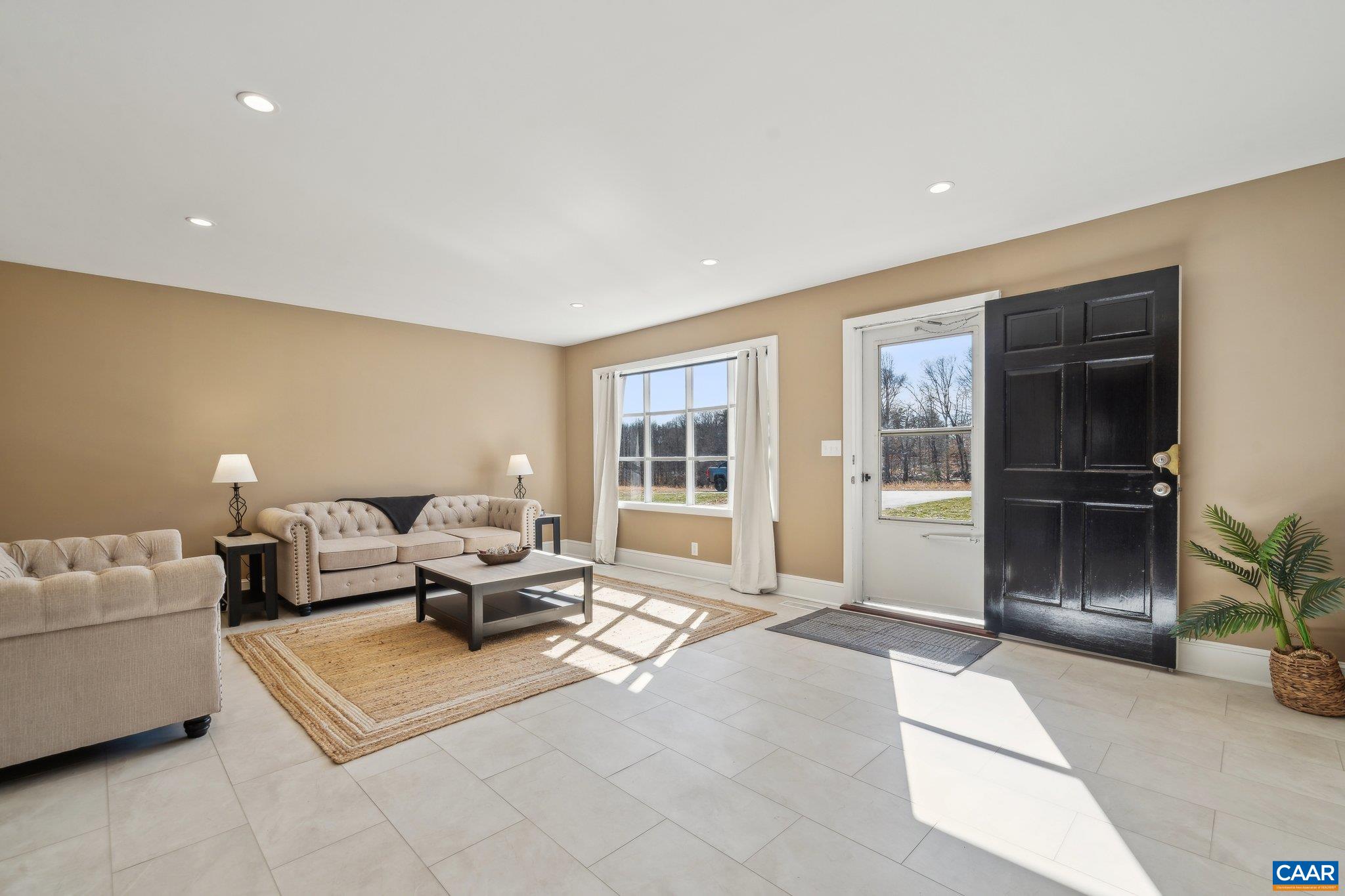 6639 BLENHEIM RD, SCOTTSVILLE, Virginia 24590, 4 Bedrooms Bedrooms, ,2 BathroomsBathrooms,Residential,Lone Jack Offering,6639 BLENHEIM RD,681945 MLS # 681945