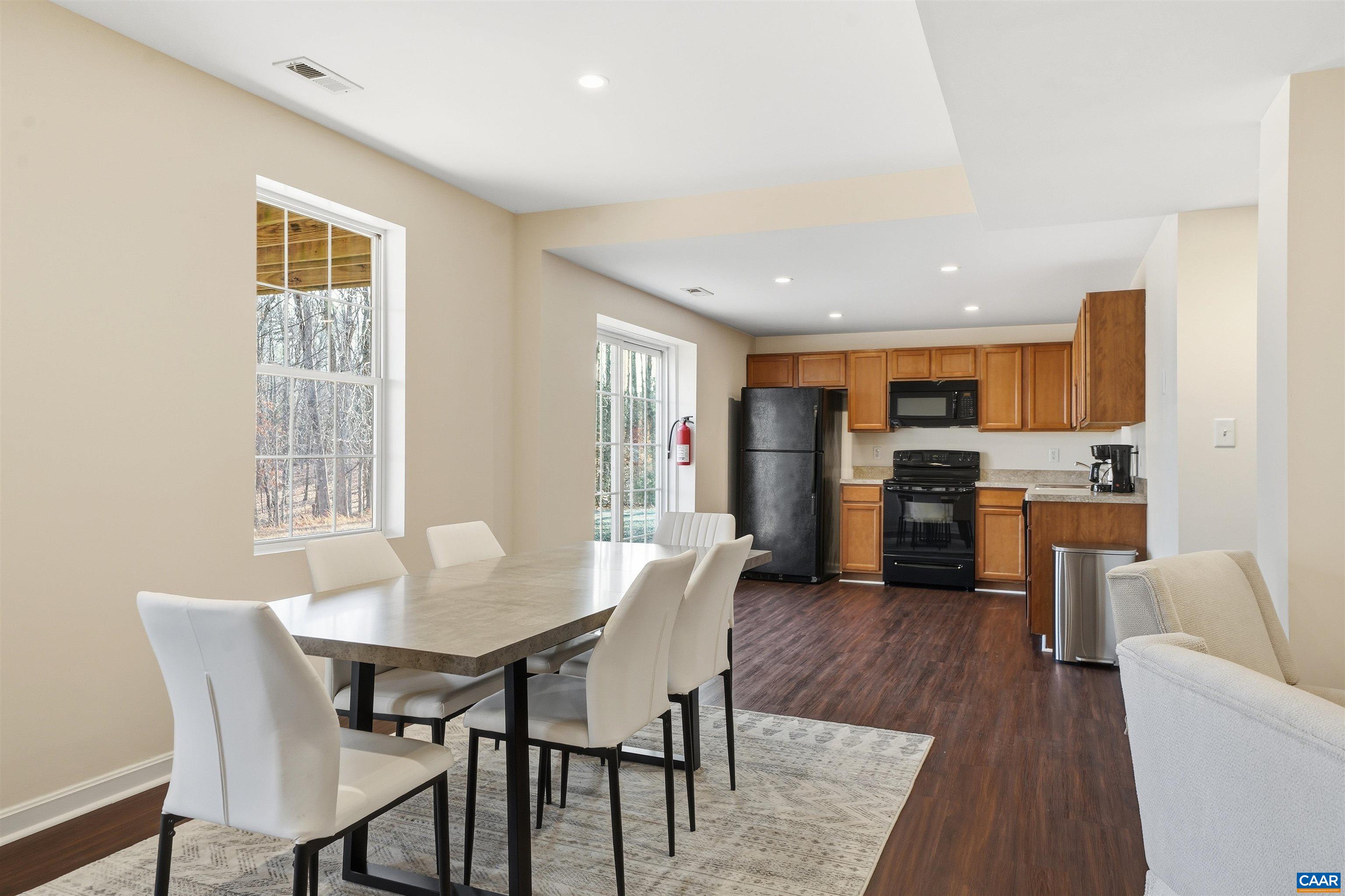 6639 BLENHEIM RD, SCOTTSVILLE, Virginia 24590, 4 Bedrooms Bedrooms, ,2 BathroomsBathrooms,Residential,Lone Jack Offering,6639 BLENHEIM RD,681945 MLS # 681945