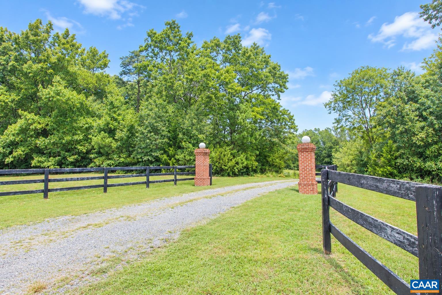 6639 BLENHEIM RD, SCOTTSVILLE, Virginia 24590, 4 Bedrooms Bedrooms, ,2 BathroomsBathrooms,Residential,Lone Jack Offering,6639 BLENHEIM RD,681945 MLS # 681945