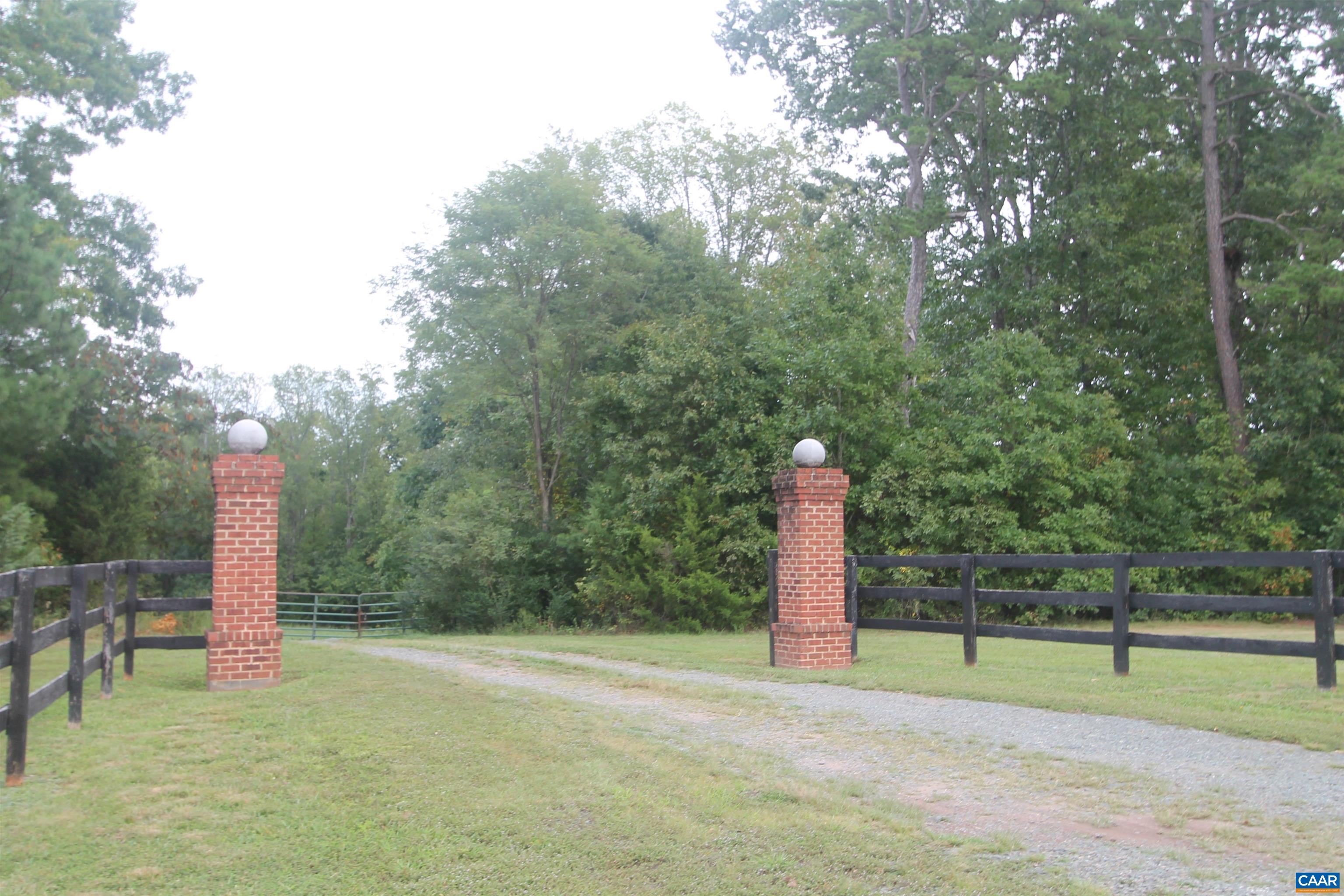 6639 BLENHEIM RD, SCOTTSVILLE, Virginia 24590, 4 Bedrooms Bedrooms, ,2 BathroomsBathrooms,Residential,Lone Jack Offering,6639 BLENHEIM RD,681945 MLS # 681945