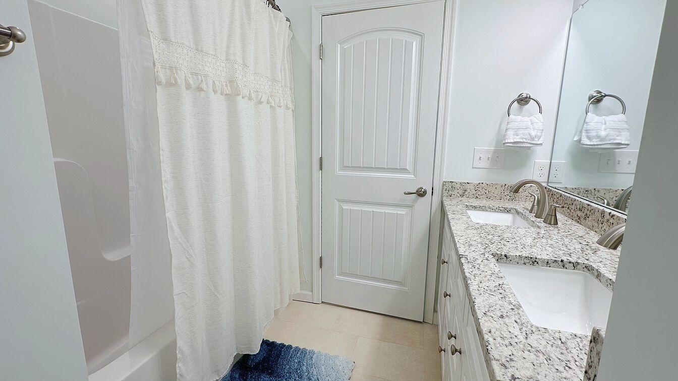 34 FLORENCE SARAH LN, LEXINGTON, Virginia 24450, 4 Bedrooms Bedrooms, ,4 BathroomsBathrooms,Residential,34 Florence Sarah Ln Lexington, VA 24450,34 FLORENCE SARAH LN,681952 MLS # 681952