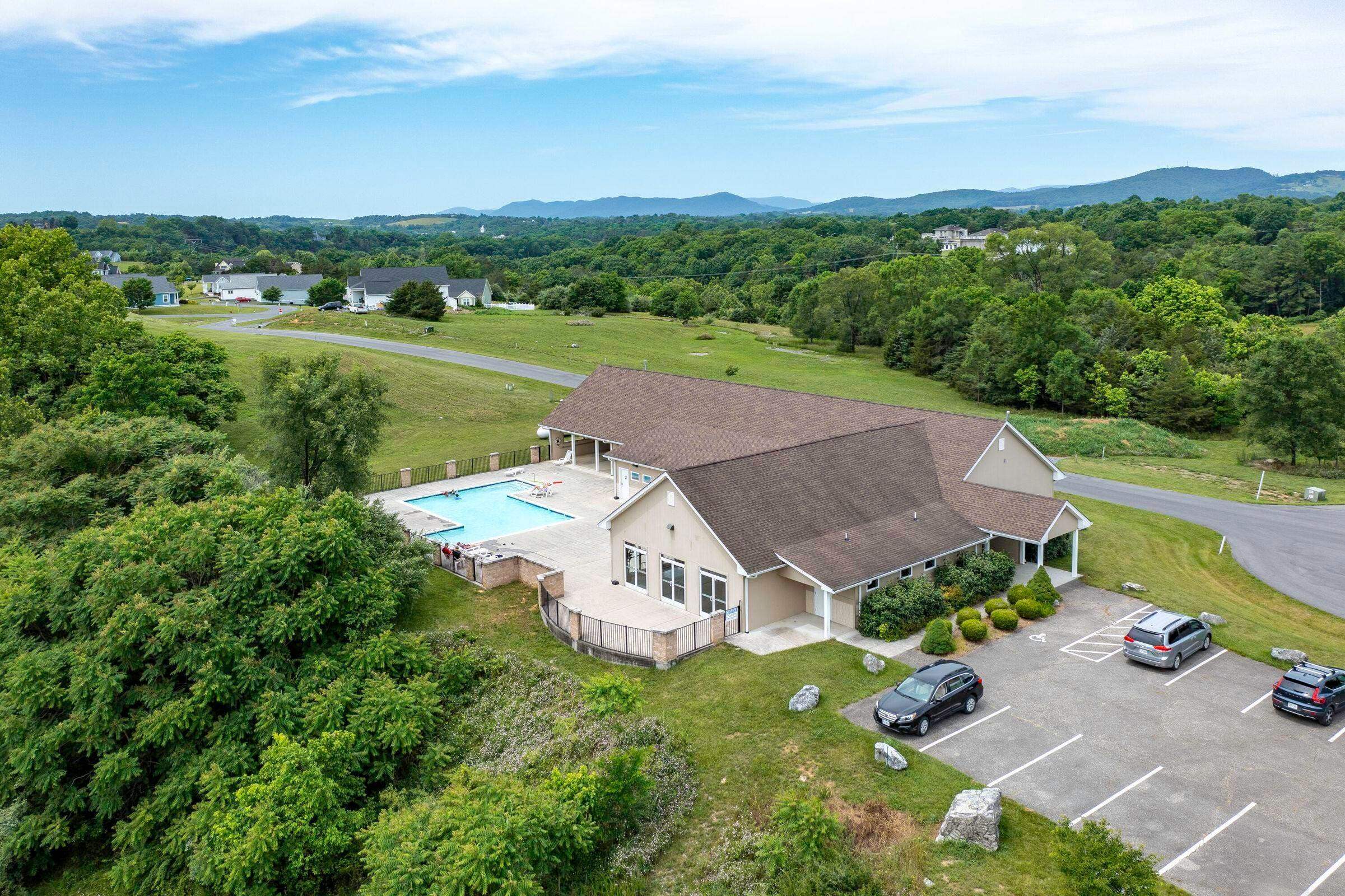 34 FLORENCE SARAH LN, LEXINGTON, Virginia 24450, 4 Bedrooms Bedrooms, ,4 BathroomsBathrooms,Residential,34 Florence Sarah Ln Lexington, VA 24450,34 FLORENCE SARAH LN,681952 MLS # 681952