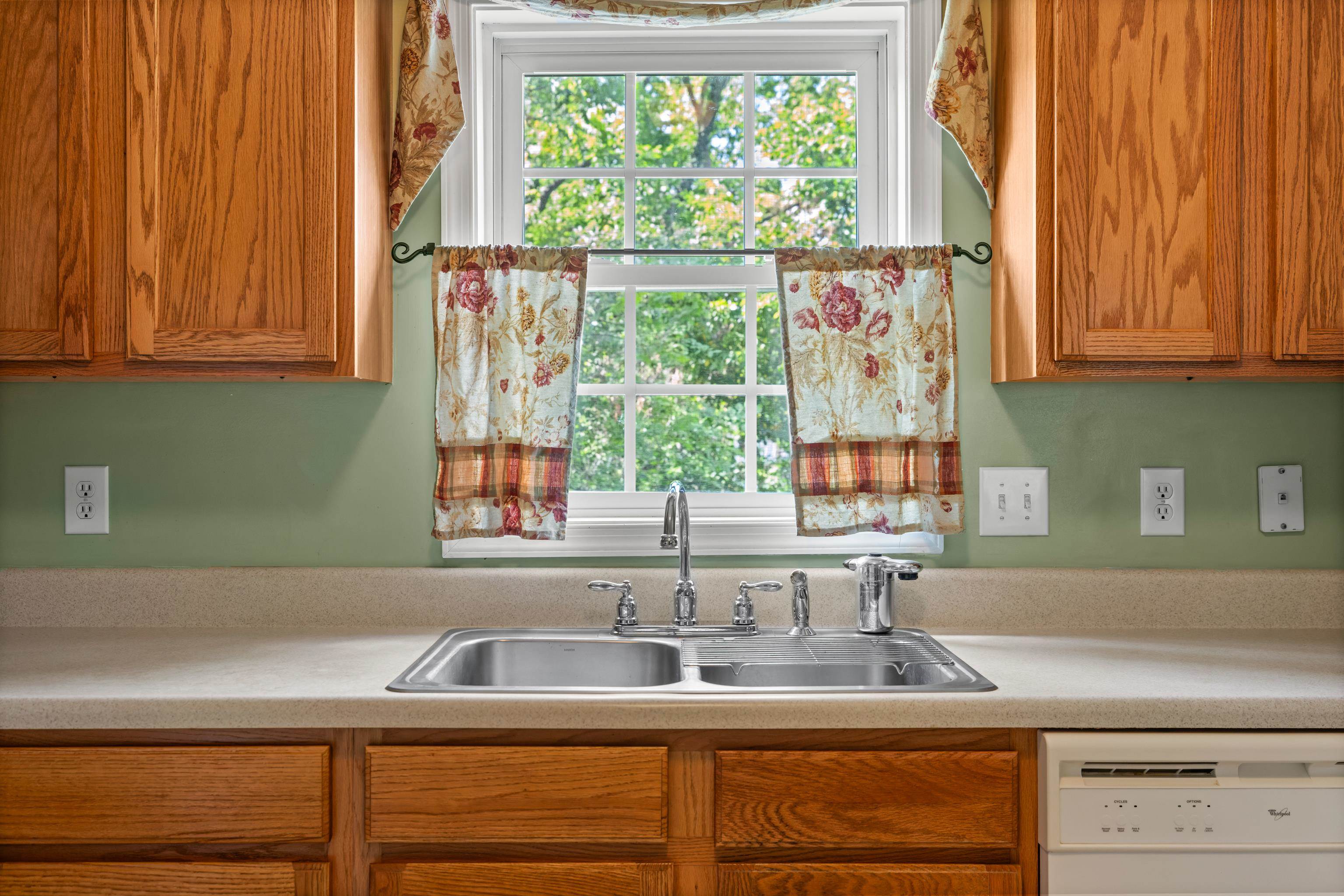 36 ARLINGTON ST, STAUNTON, Virginia 24401, 3 Bedrooms Bedrooms, ,3 BathroomsBathrooms,Residential,36 ARLINGTON ST,681953 MLS # 681953 36 ARLINGTON ST, STAUNTON, Virginia 24401, 3 Bedrooms Bedrooms, ,3 BathroomsBathrooms,Residential,36 ARLINGTON ST,681953 MLS # 681953