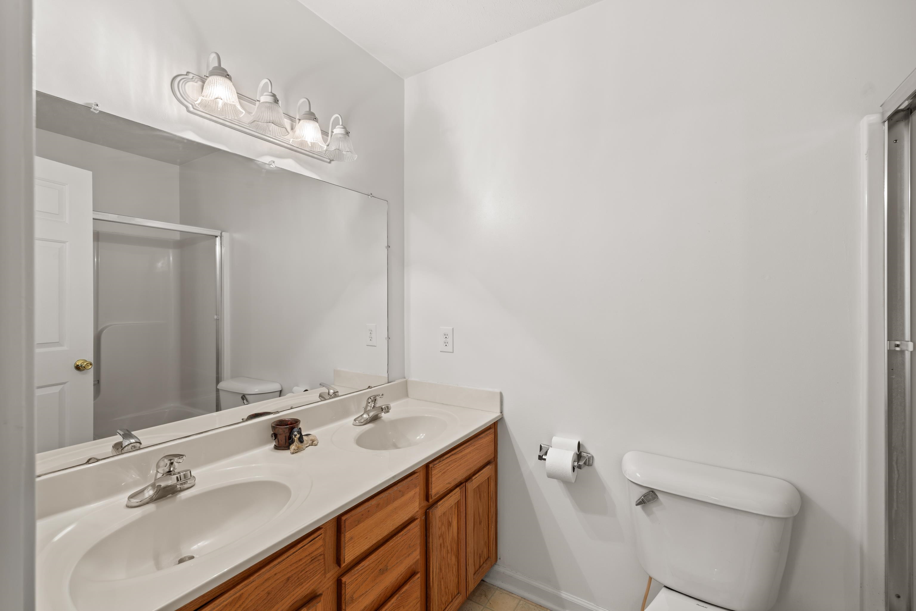 36 ARLINGTON ST, STAUNTON, Virginia 24401, 3 Bedrooms Bedrooms, ,3 BathroomsBathrooms,Residential,36 ARLINGTON ST,681953 MLS # 681953 36 ARLINGTON ST, STAUNTON, Virginia 24401, 3 Bedrooms Bedrooms, ,3 BathroomsBathrooms,Residential,36 ARLINGTON ST,681953 MLS # 681953