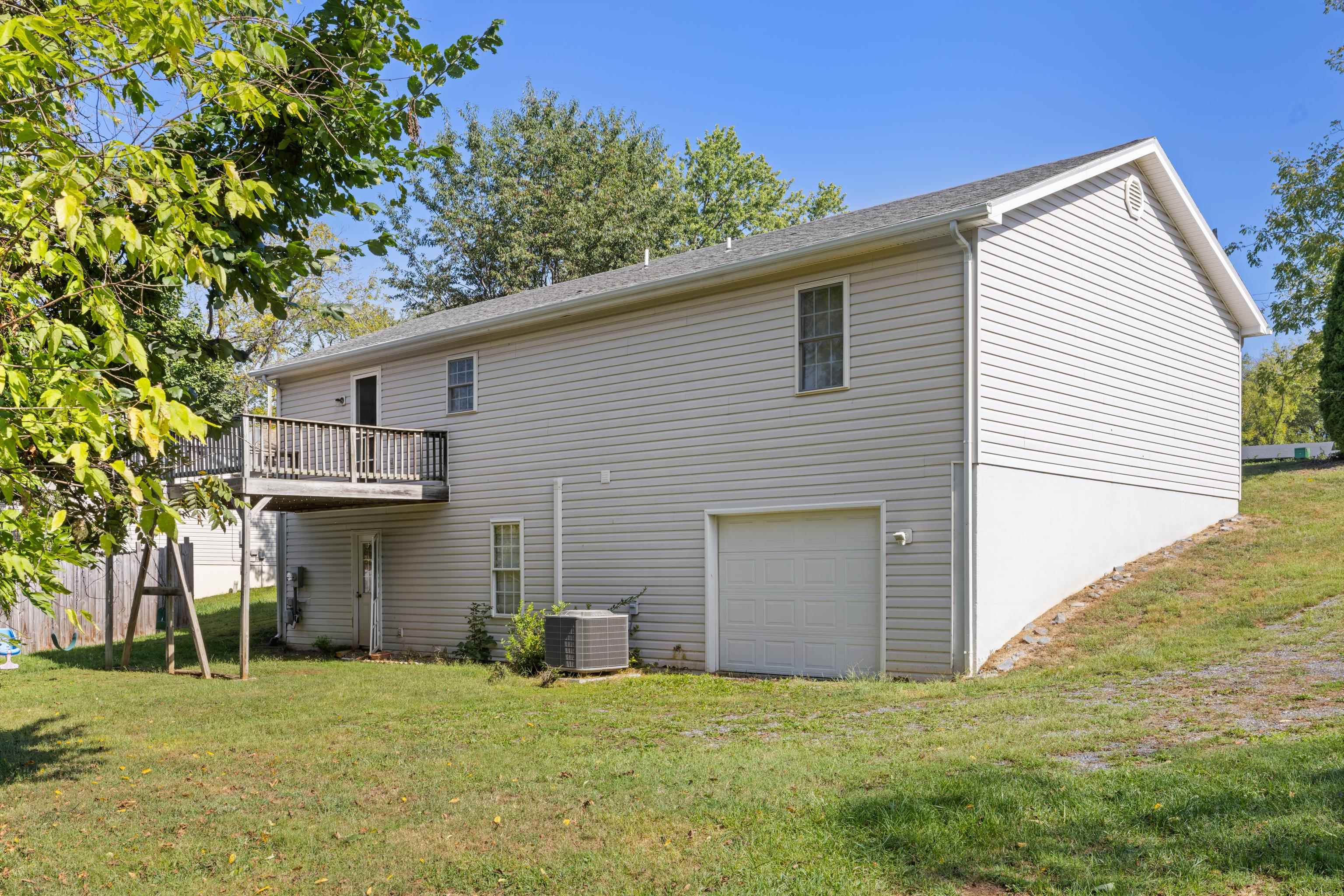 36 ARLINGTON ST, STAUNTON, Virginia 24401, 3 Bedrooms Bedrooms, ,3 BathroomsBathrooms,Residential,36 ARLINGTON ST,681953 MLS # 681953 36 ARLINGTON ST, STAUNTON, Virginia 24401, 3 Bedrooms Bedrooms, ,3 BathroomsBathrooms,Residential,36 ARLINGTON ST,681953 MLS # 681953