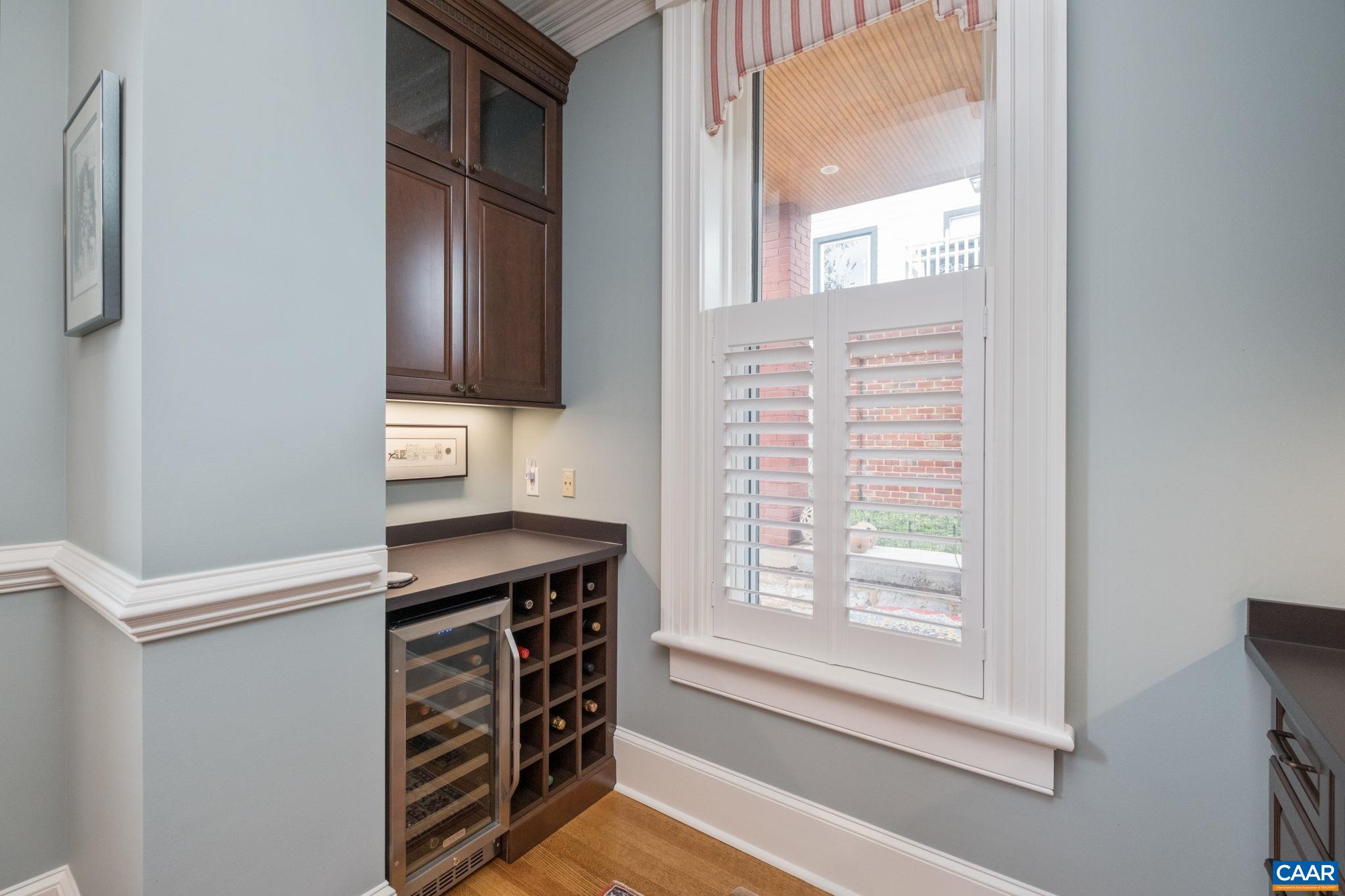 104 CHURCH ST, STAUNTON, Virginia 24401, 4 Bedrooms Bedrooms, ,3 BathroomsBathrooms,Residential,104 CHURCH ST,681962 MLS # 681962